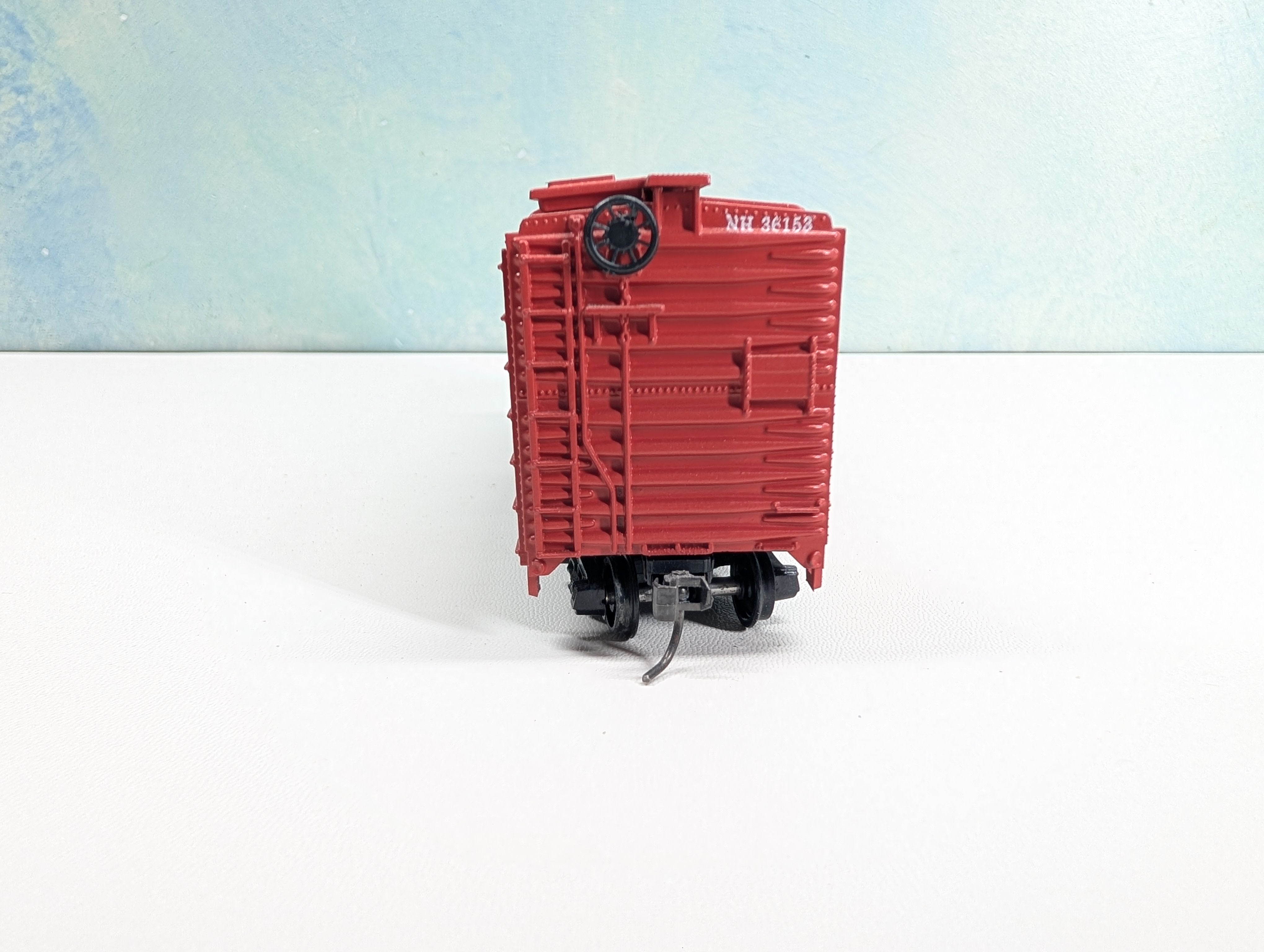 USED Athearn HO Scale 40' Box Car New Haven NH #36153