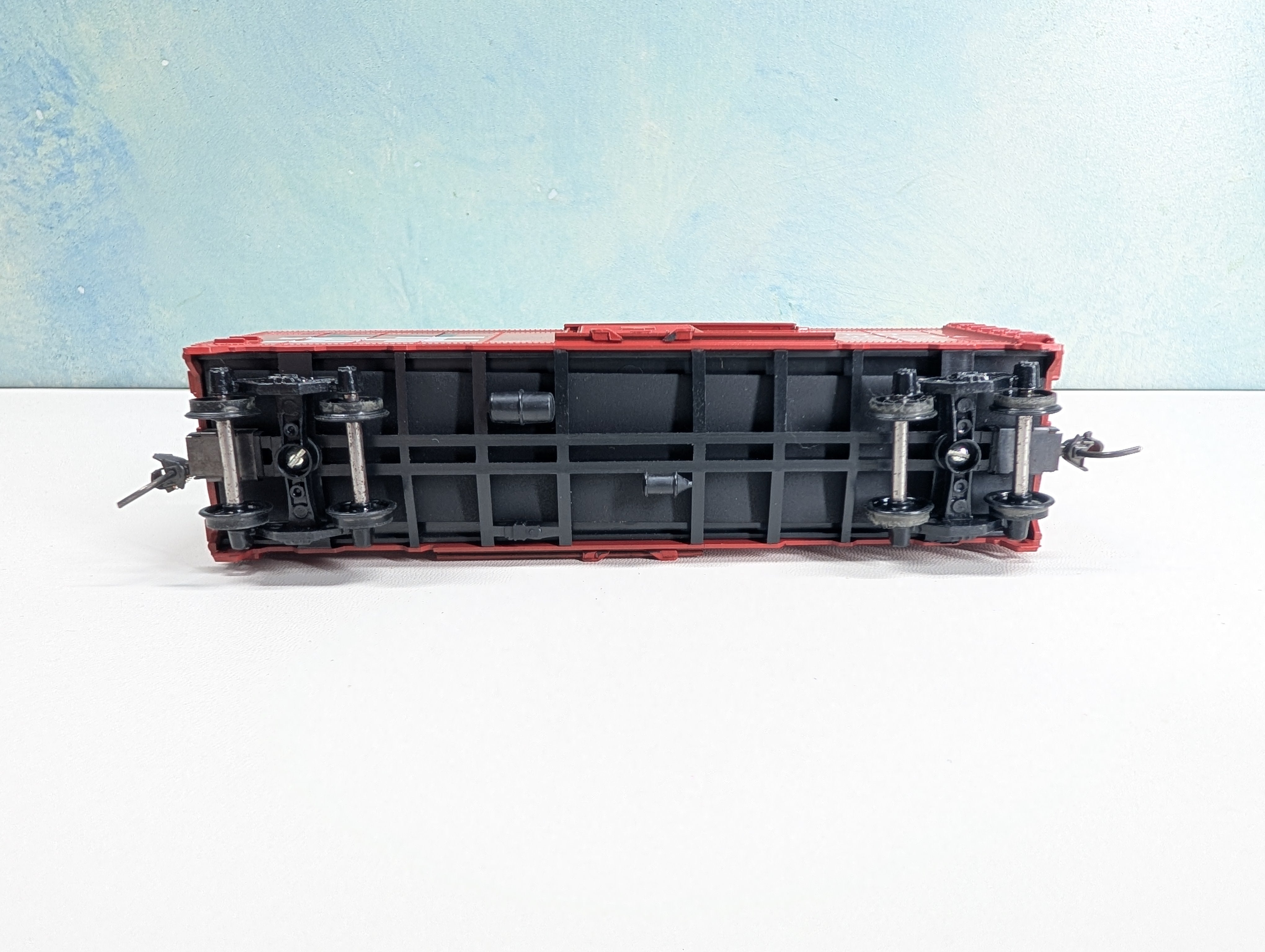 USED Athearn HO Scale 40' Box Car New Haven NH #36153