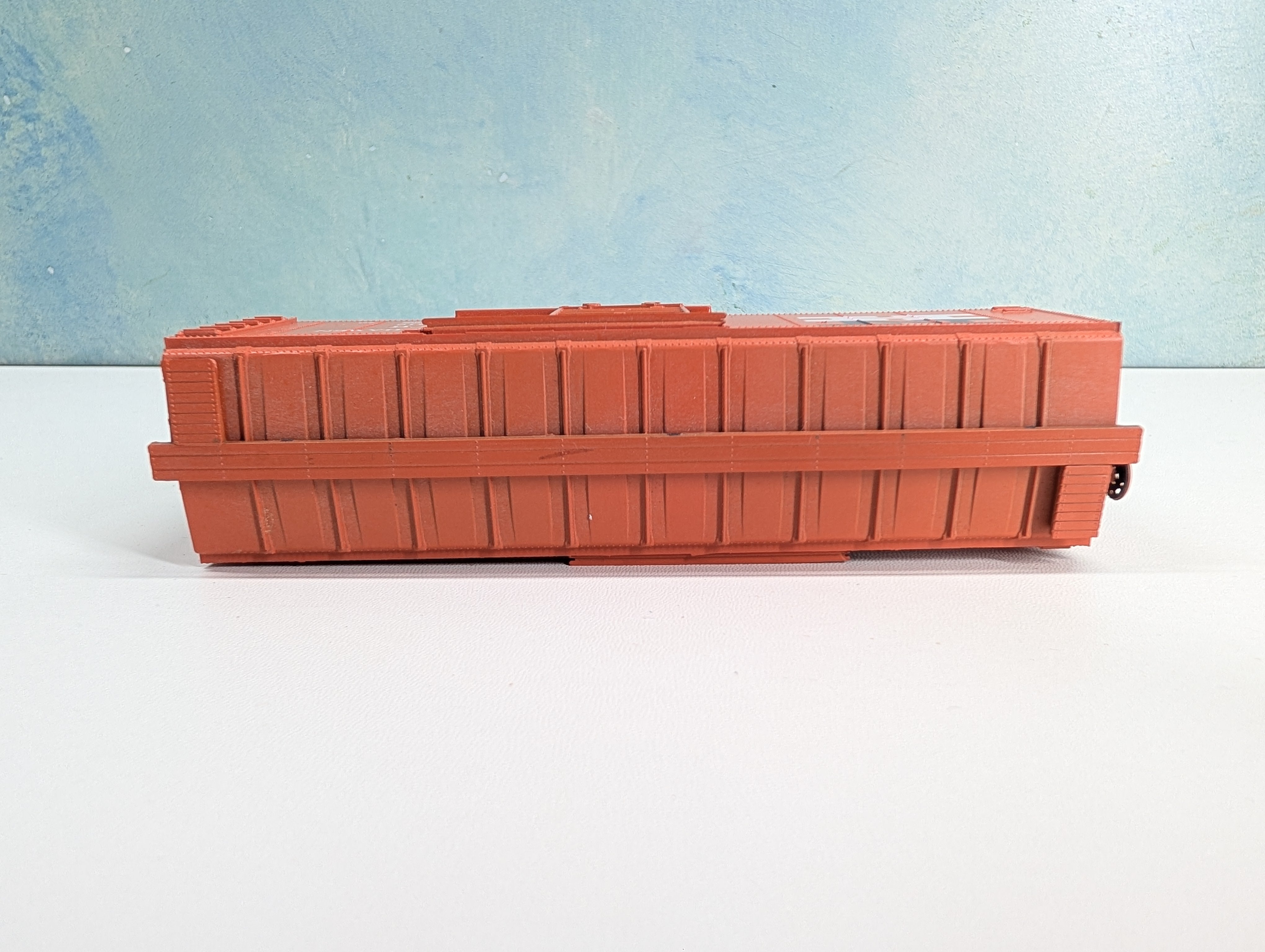USED Roundhouse HO Scale 40' Box Car New Haven NH #36516