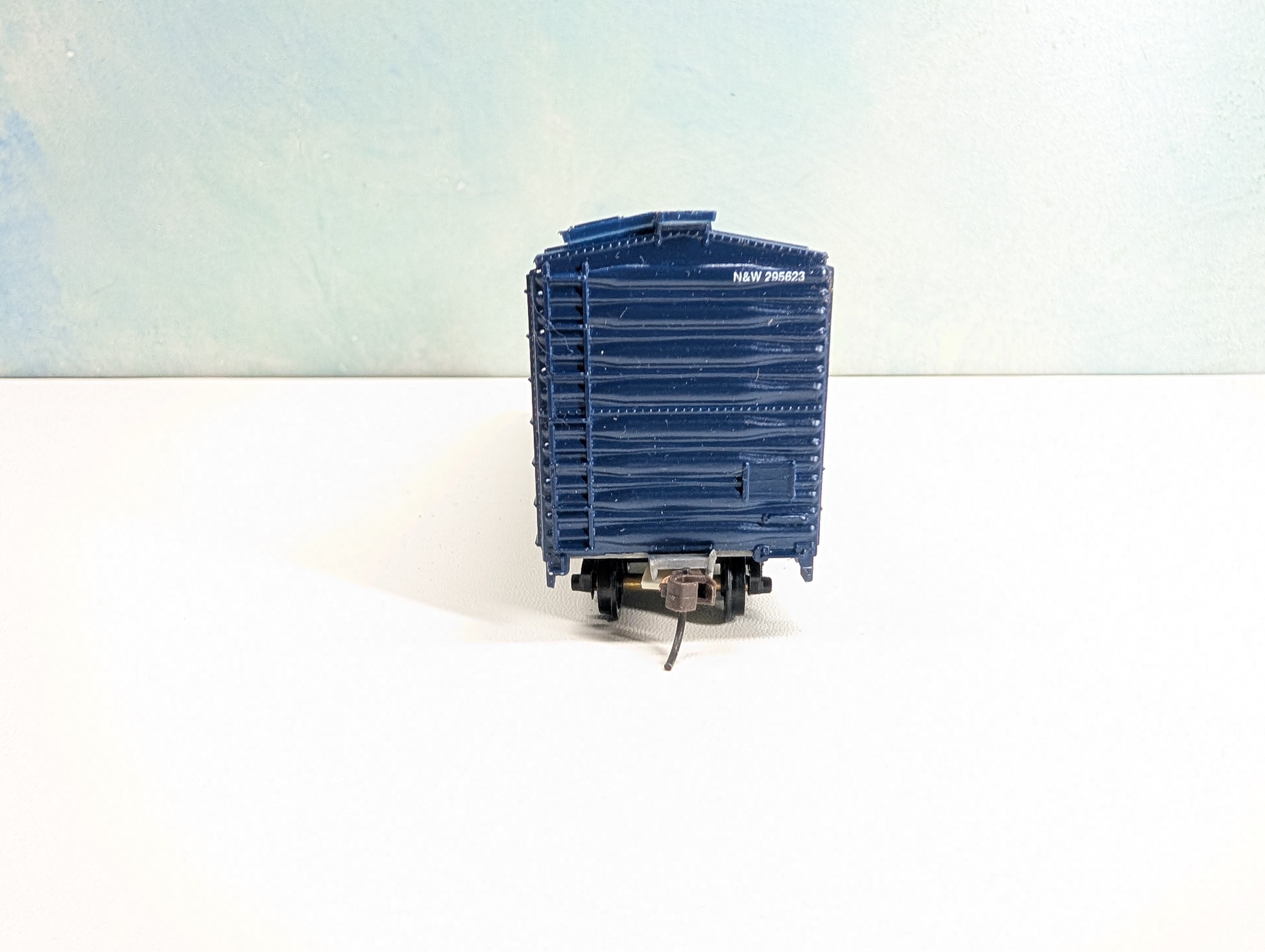 USED Roundhouse HO Scale 50' Plug Door Box Car Norfolk & Western N&W #295623 Fruit Growers