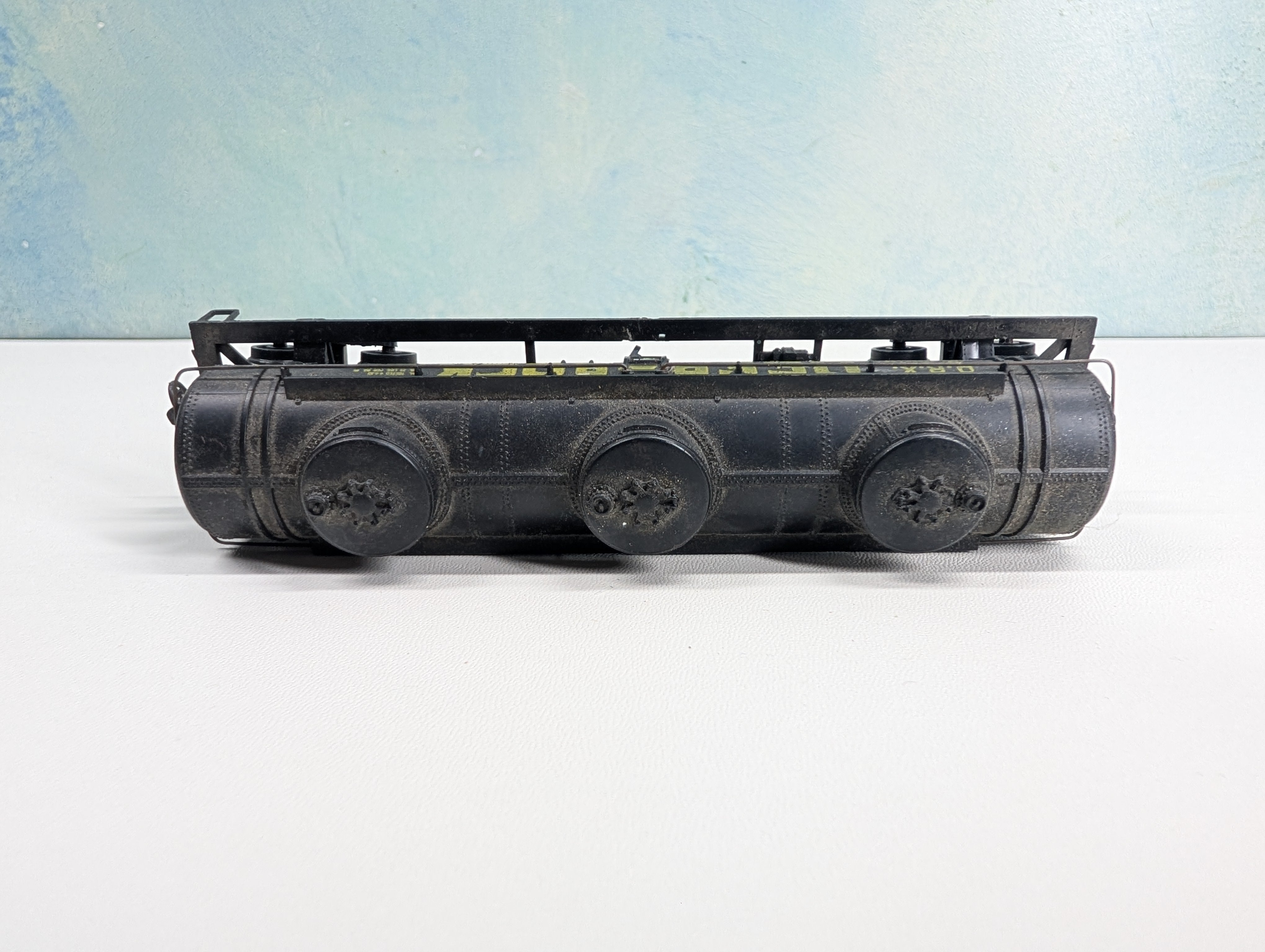 USED Athearn HO Scale Triple Dome Tank Car Deep Rock DRX #207
