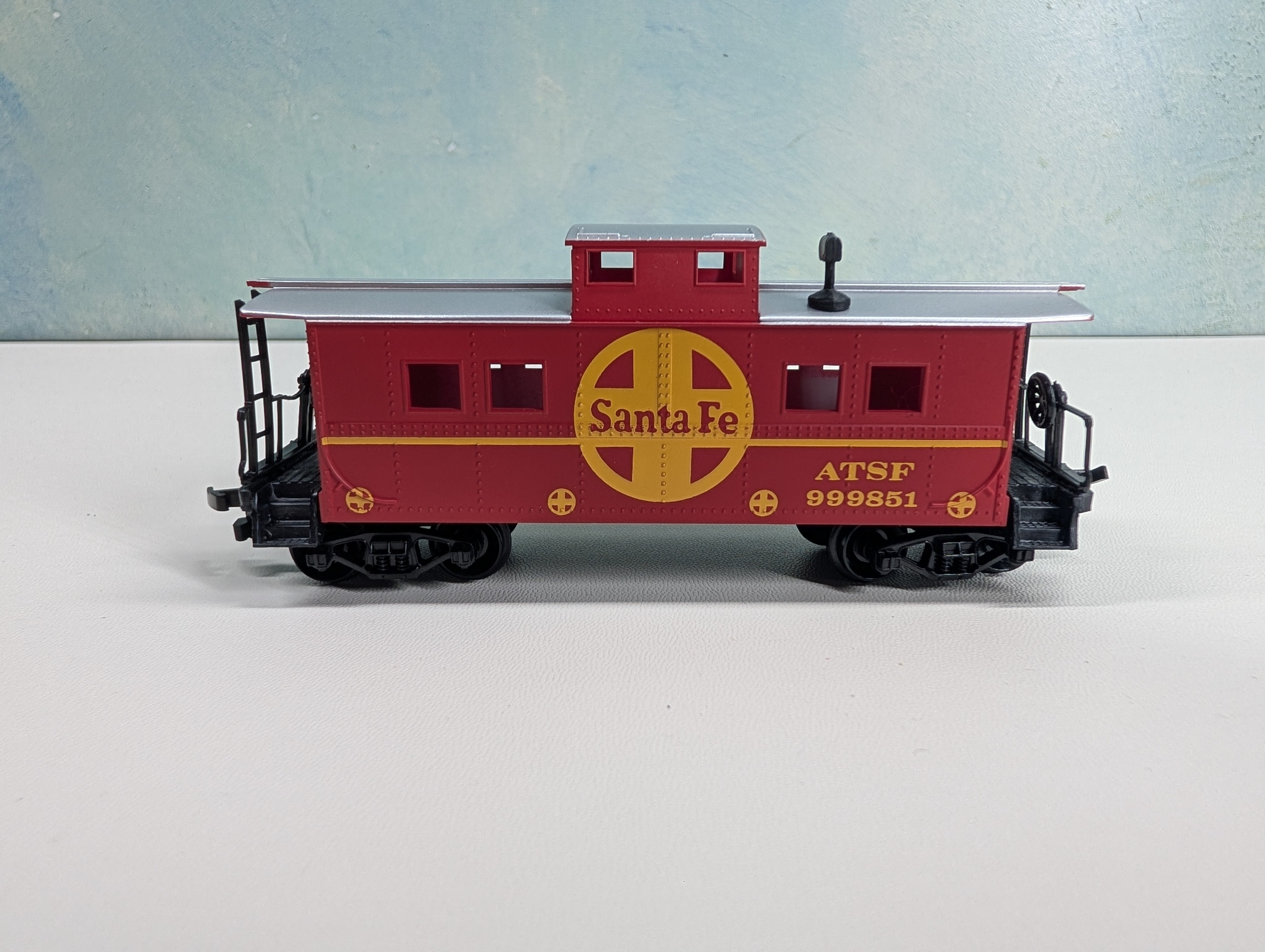 USED Life-Like HO Scale Caboose Santa Fe ATSF #999851