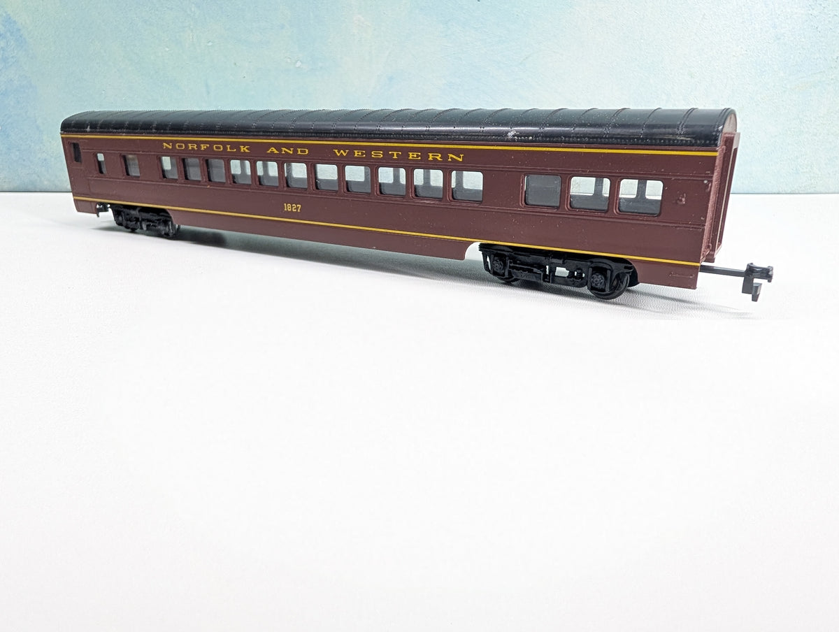 USED Con-Cor HO Scale Passenger Car Norfolk & Western #1827