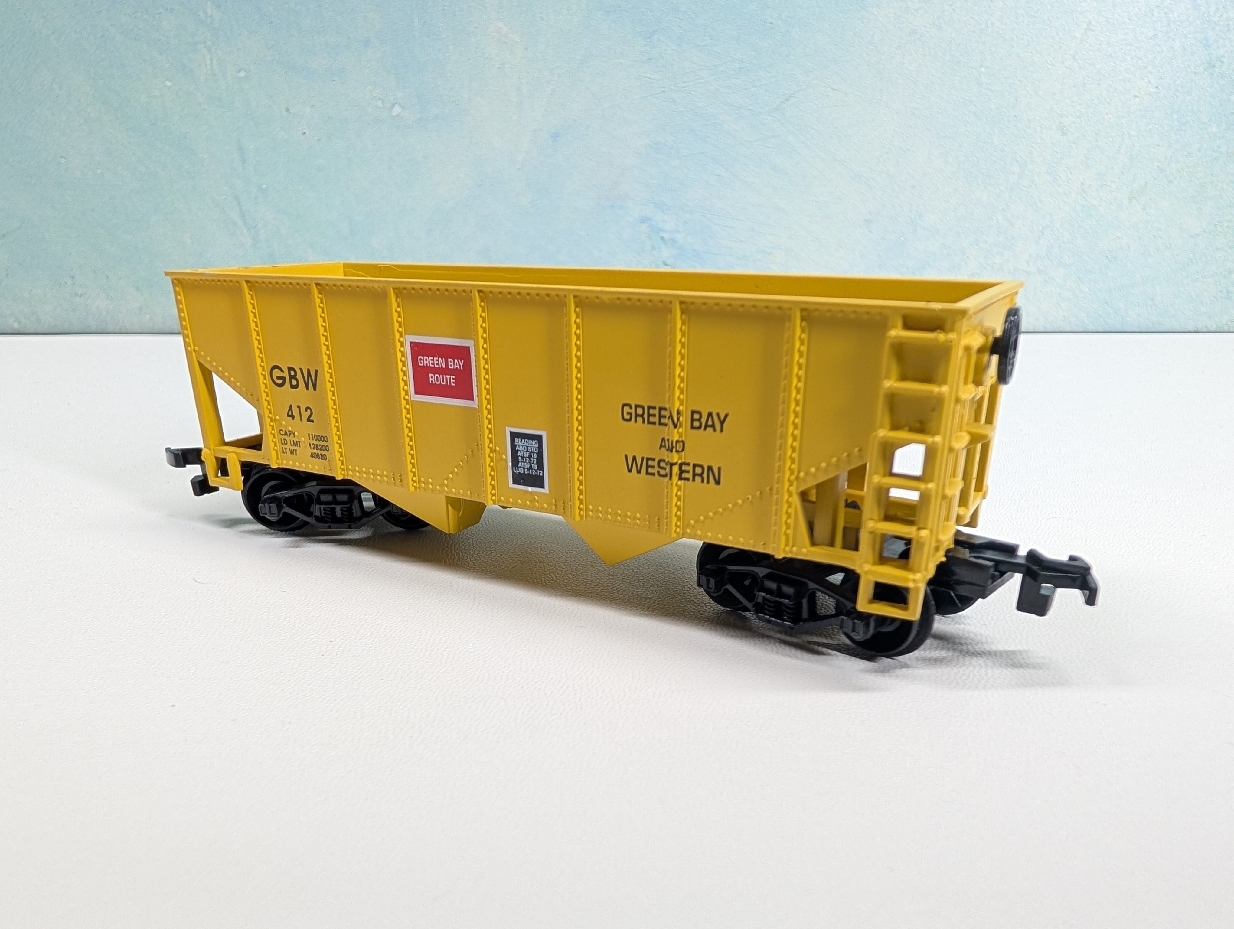 USED HO Scale 2 Bay Hopper Green Bay & Western GBW #412