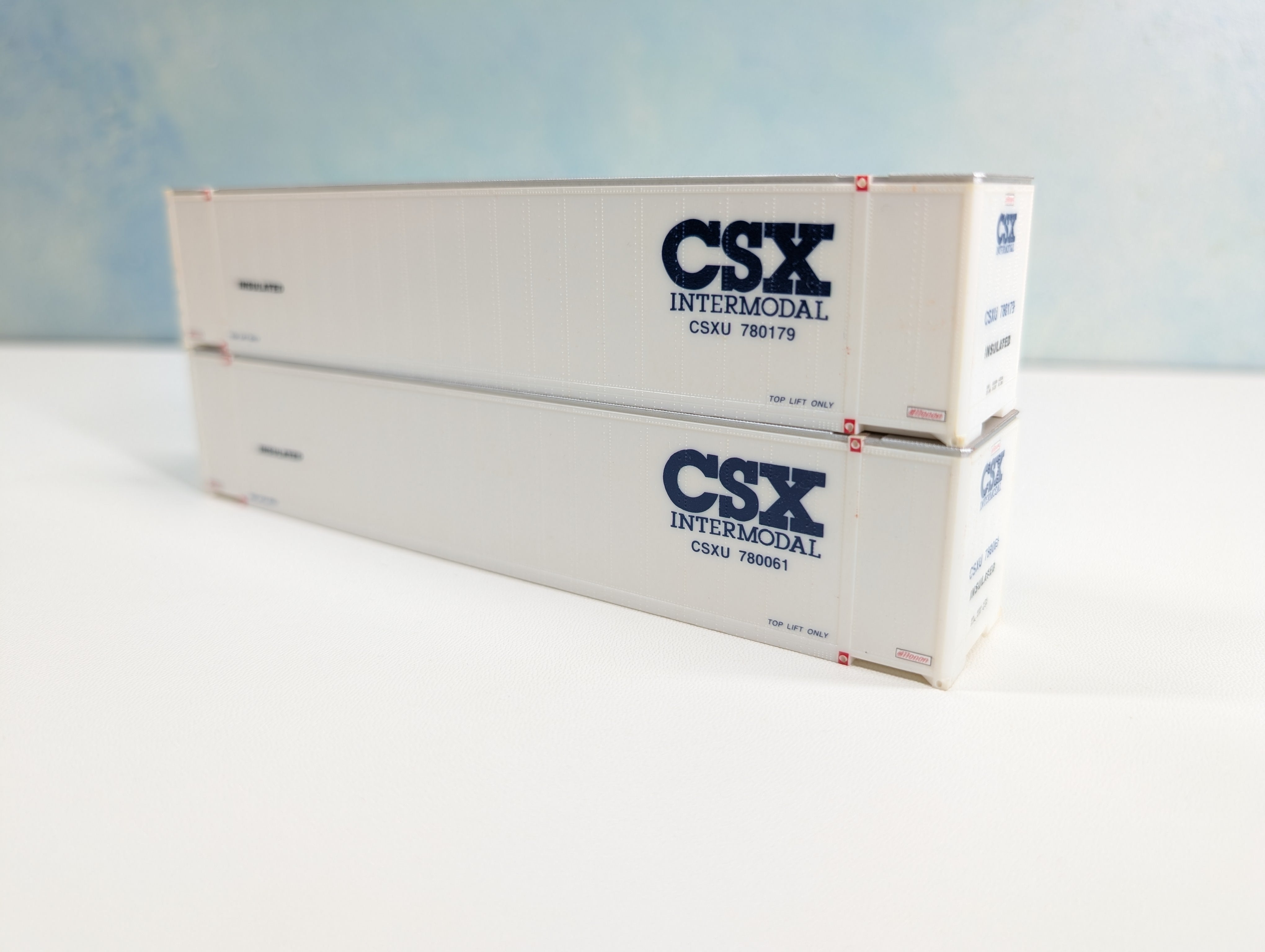 USED HO Scale 48' Container, Weathered CSX (2 pcs)