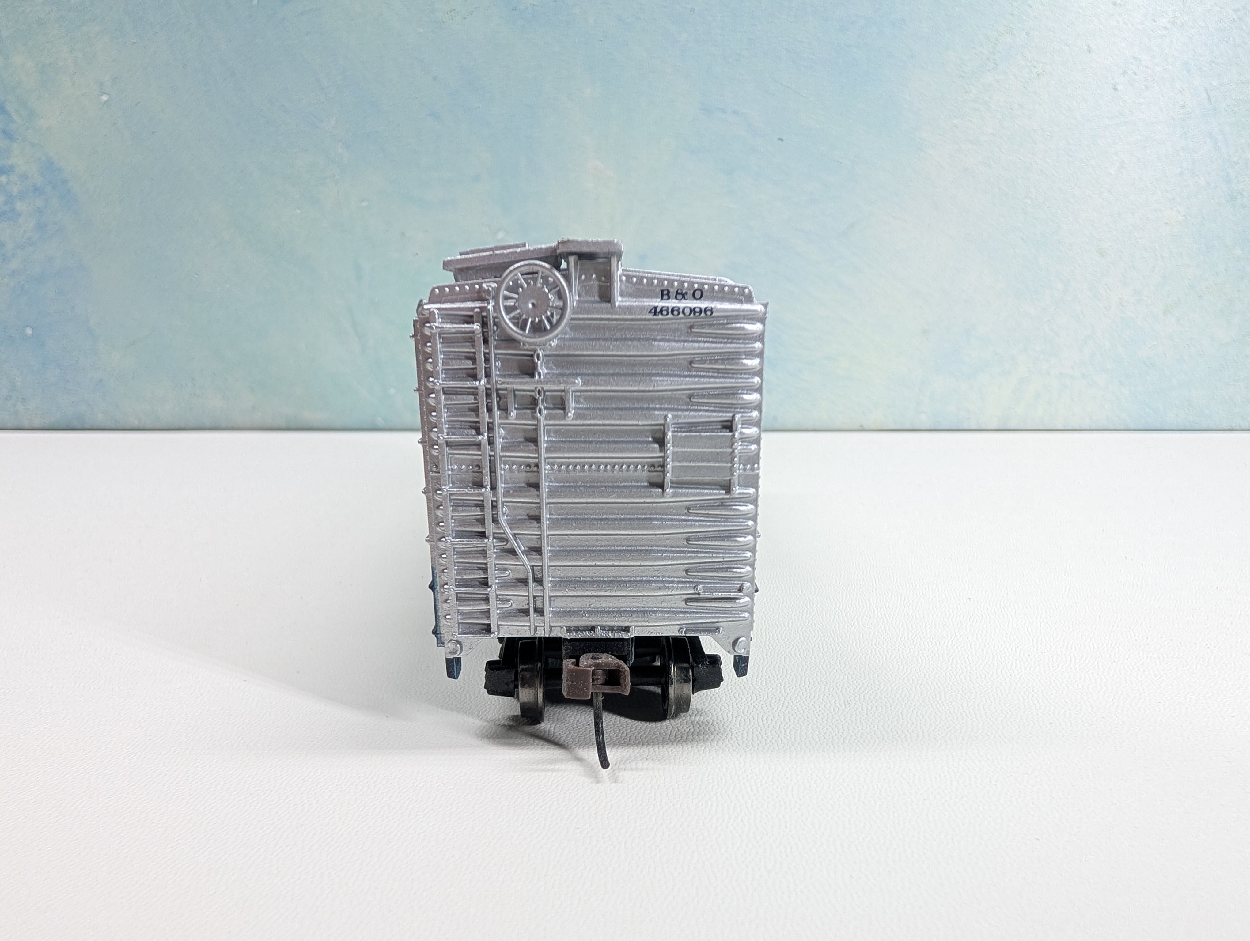 USED Athearn HO Scale 40' Box Car Baltimore and Ohio B&O #466096 Weathered, Metal Wheels