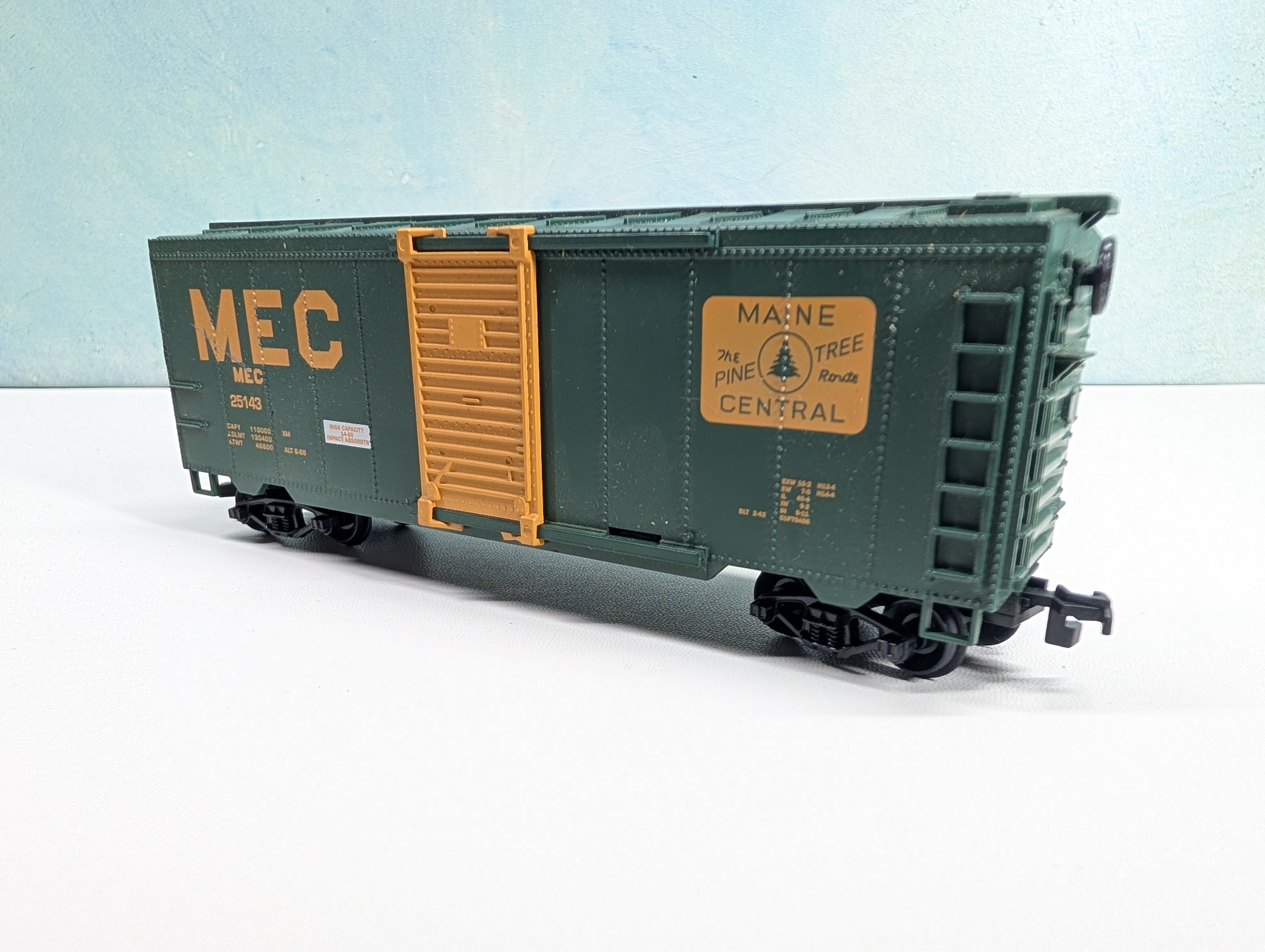 USED Life-Like HO Scale 40' Box Car Maine Central MEC #25143