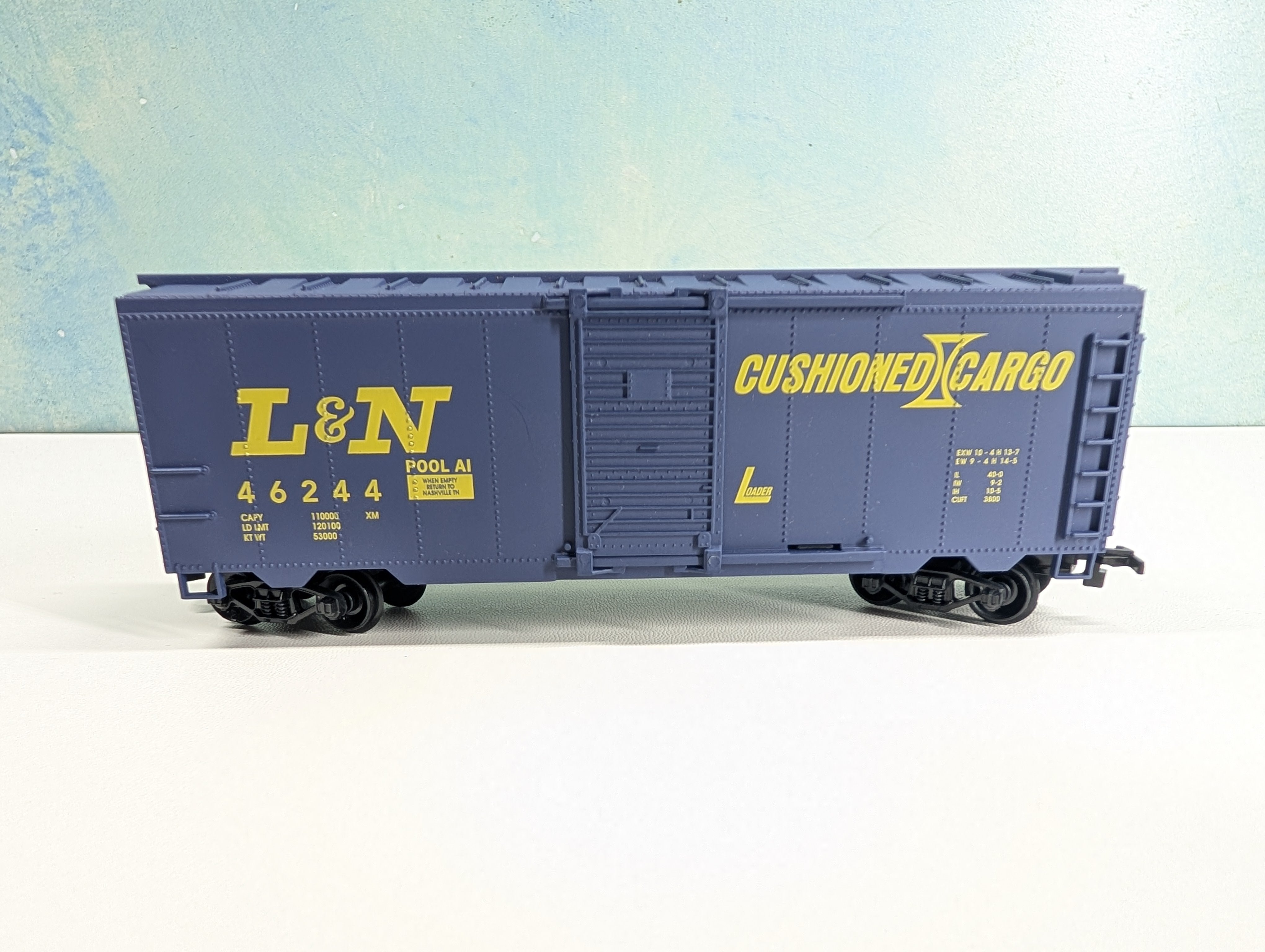 USED Life-Like HO Scale 40' Box Car Louisville & Nashville L&N #46244