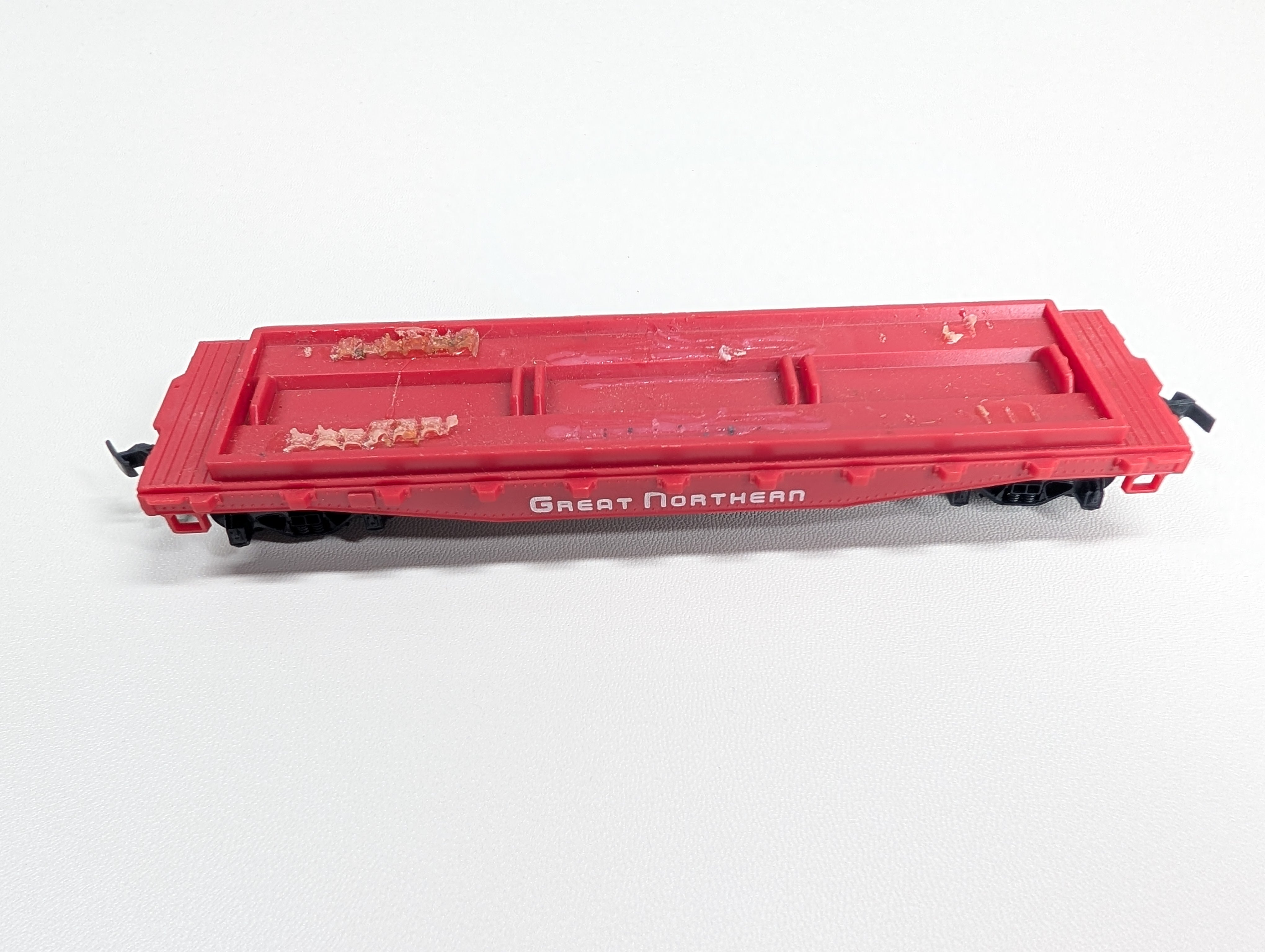 USED Tyco HO Scale Flat Car Great Northern
