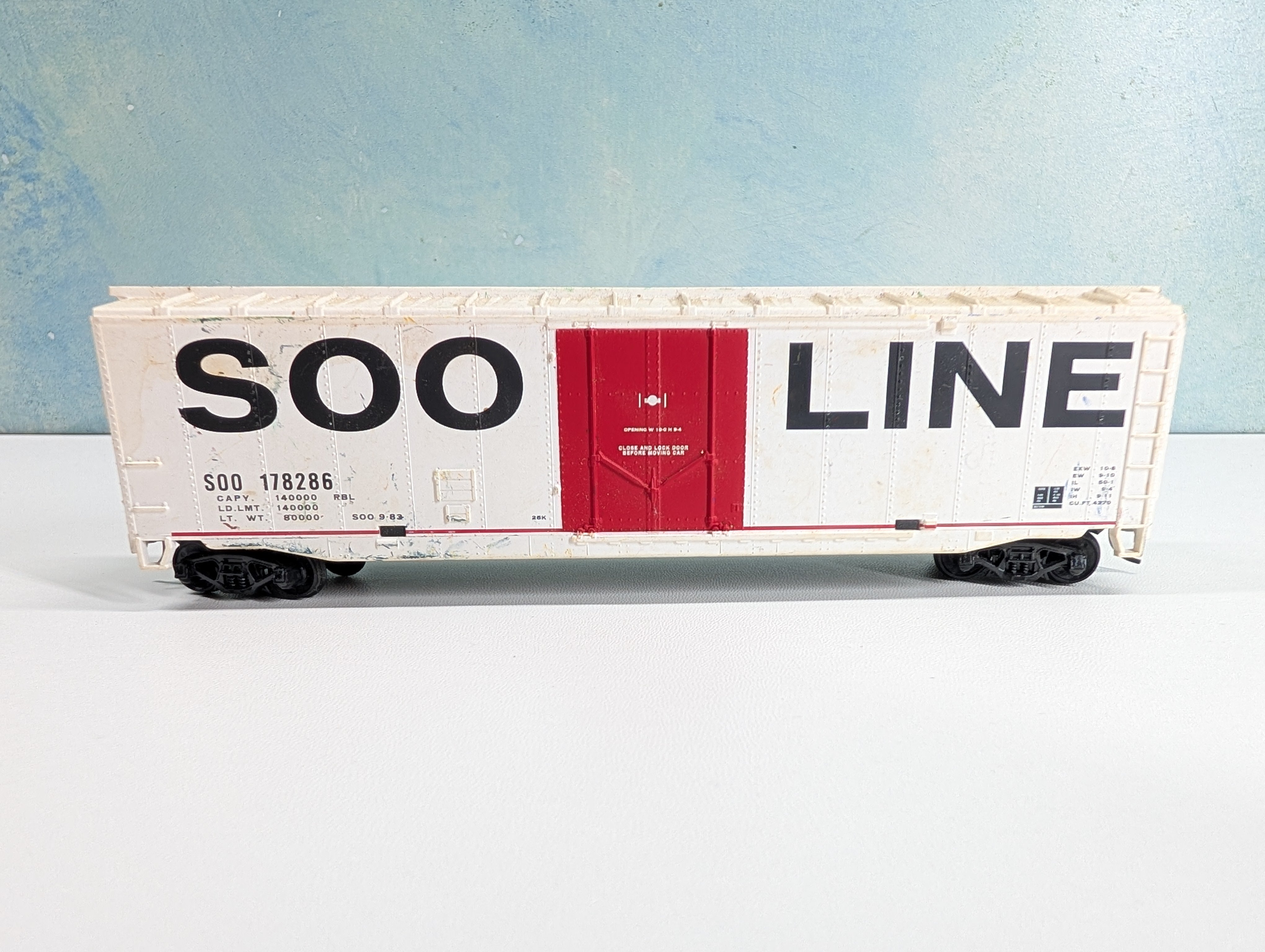 USED HO Scale 50' Box Car SOO Line #178286