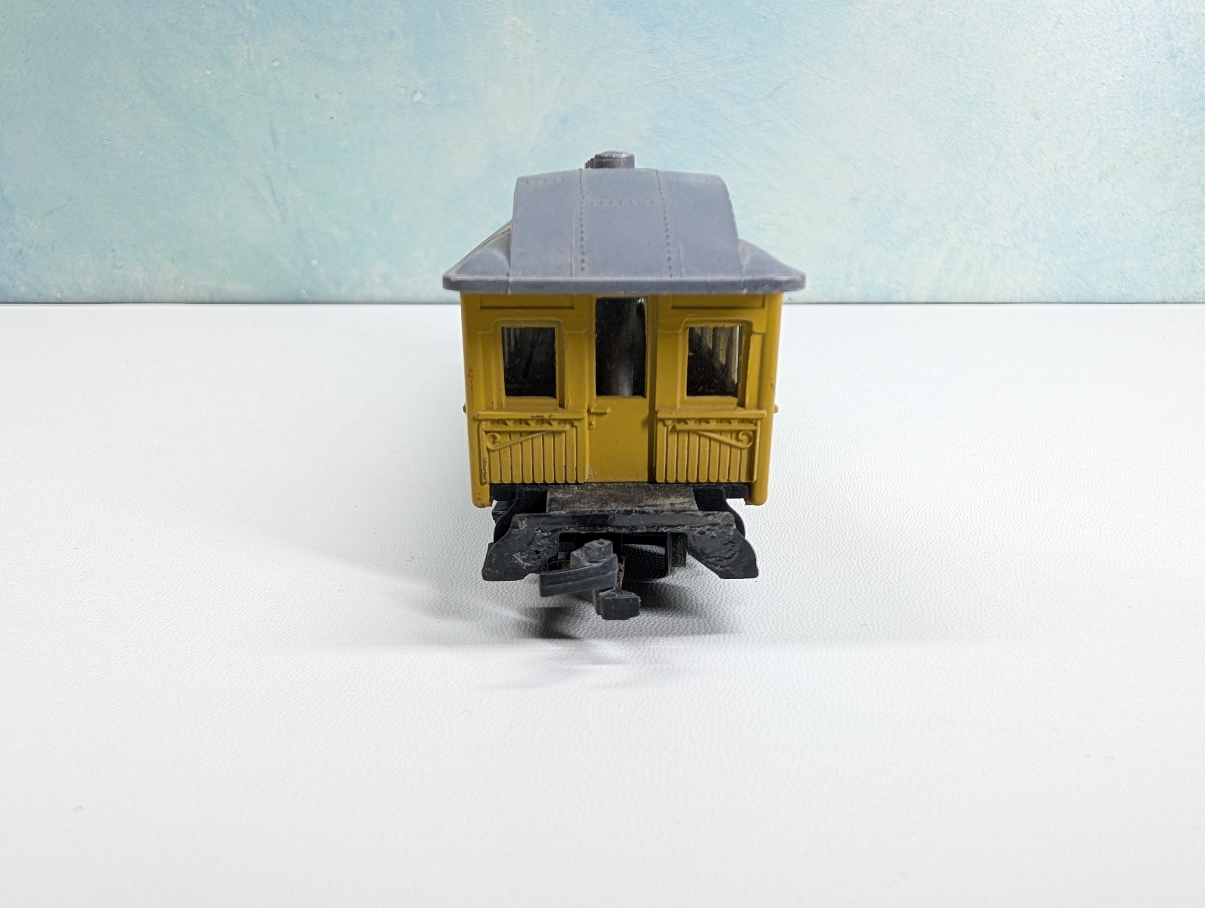 USED Pocher HO Scale Old Time Passenger Car Virginia & Truckee #38