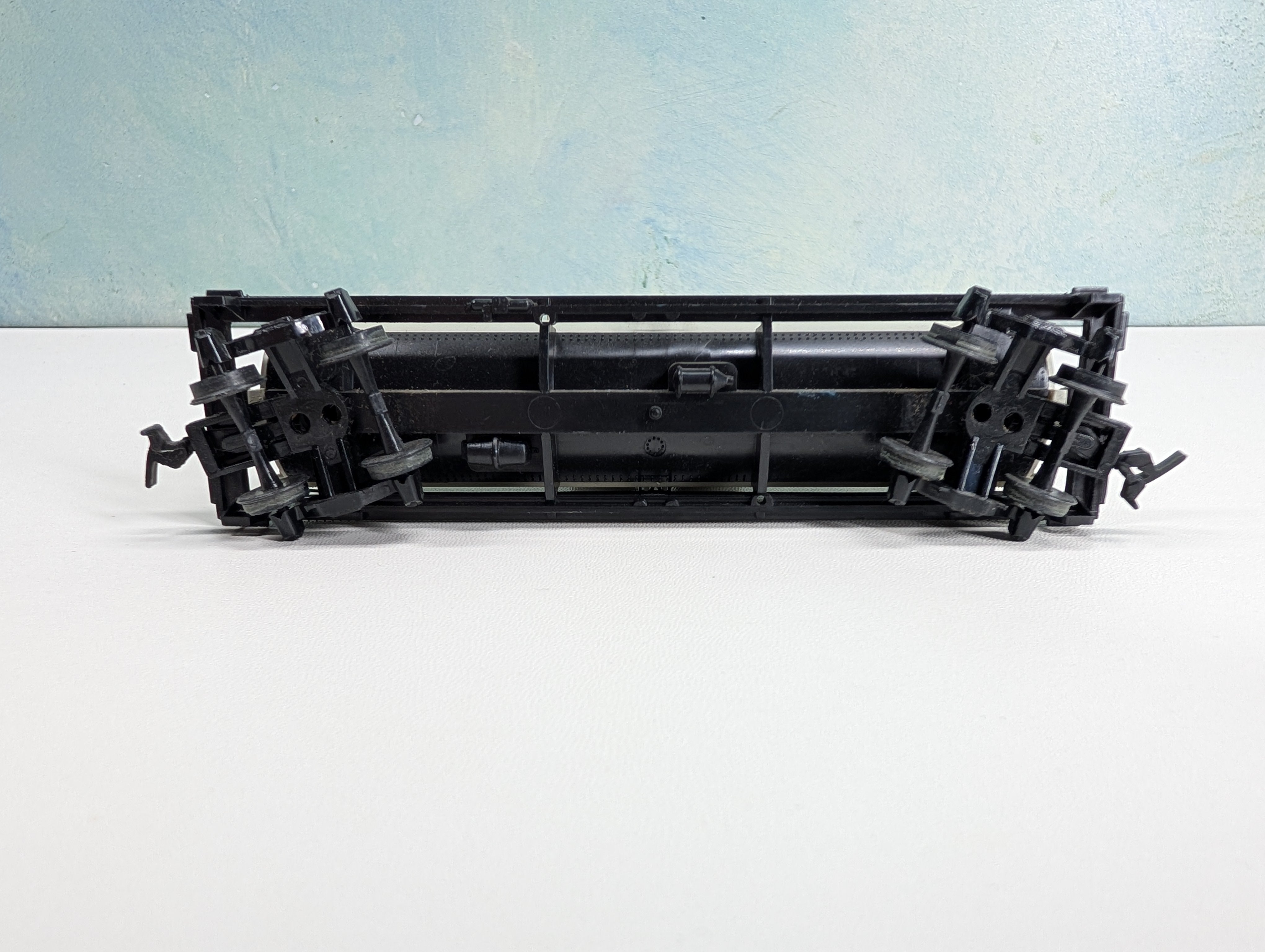 USED HO Scale Tank Car Diamond Chemical #74425