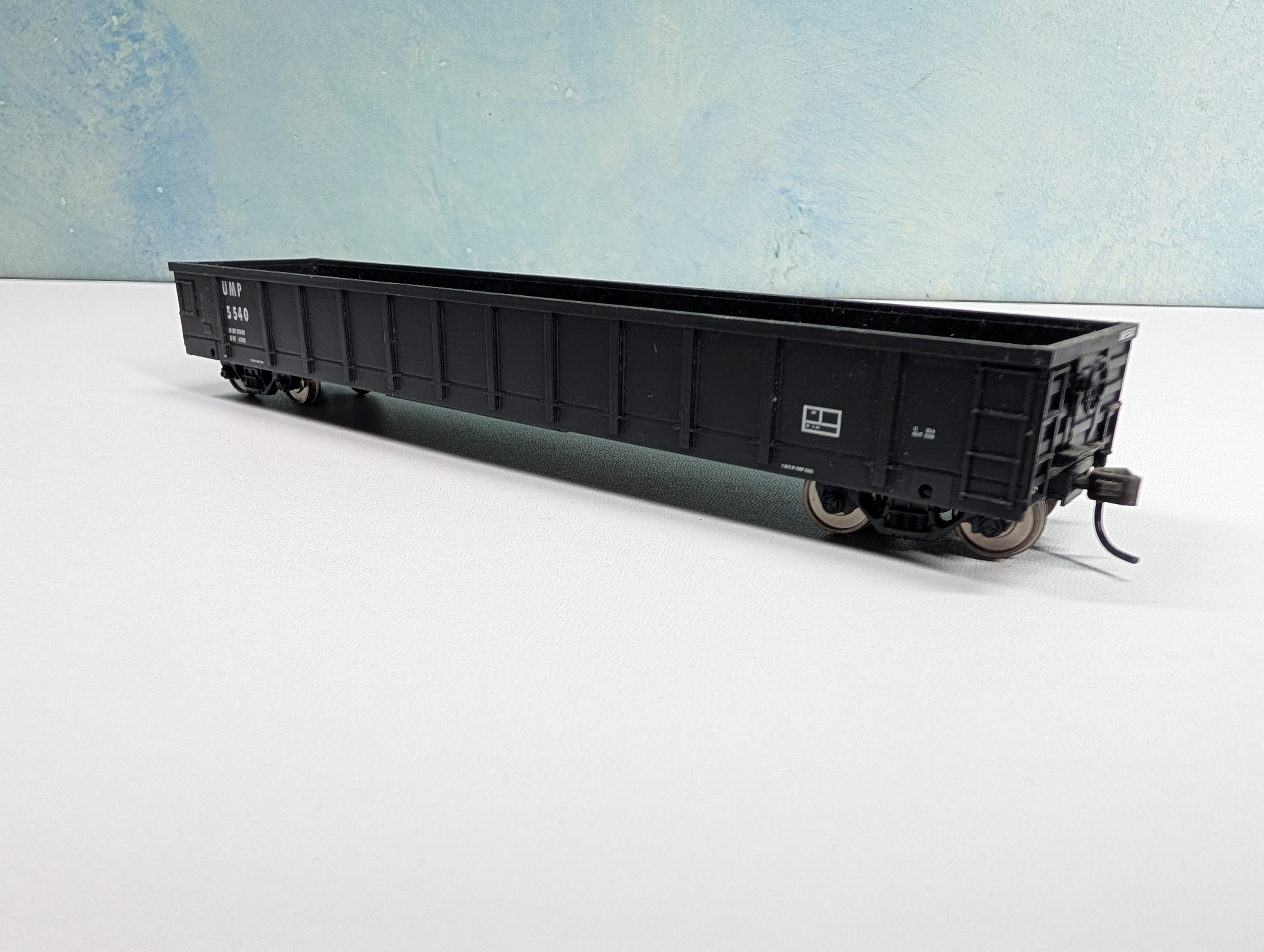USED Atlas HO Scale 54' Gondola UMP #5540 Metal Wheels