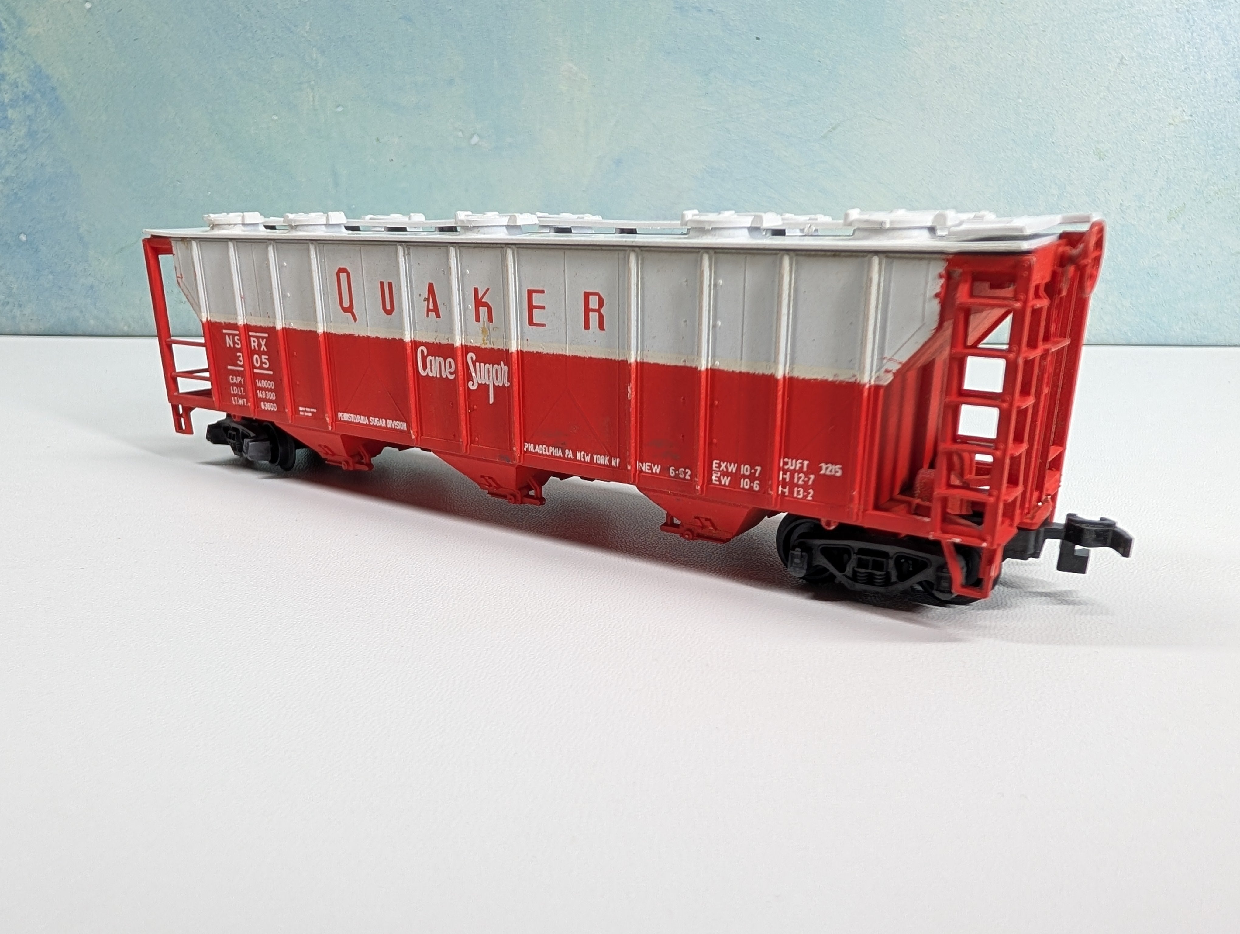 USED HO Scale Billboard Covered Hopper Quaker Cane Sugar NSRX #305