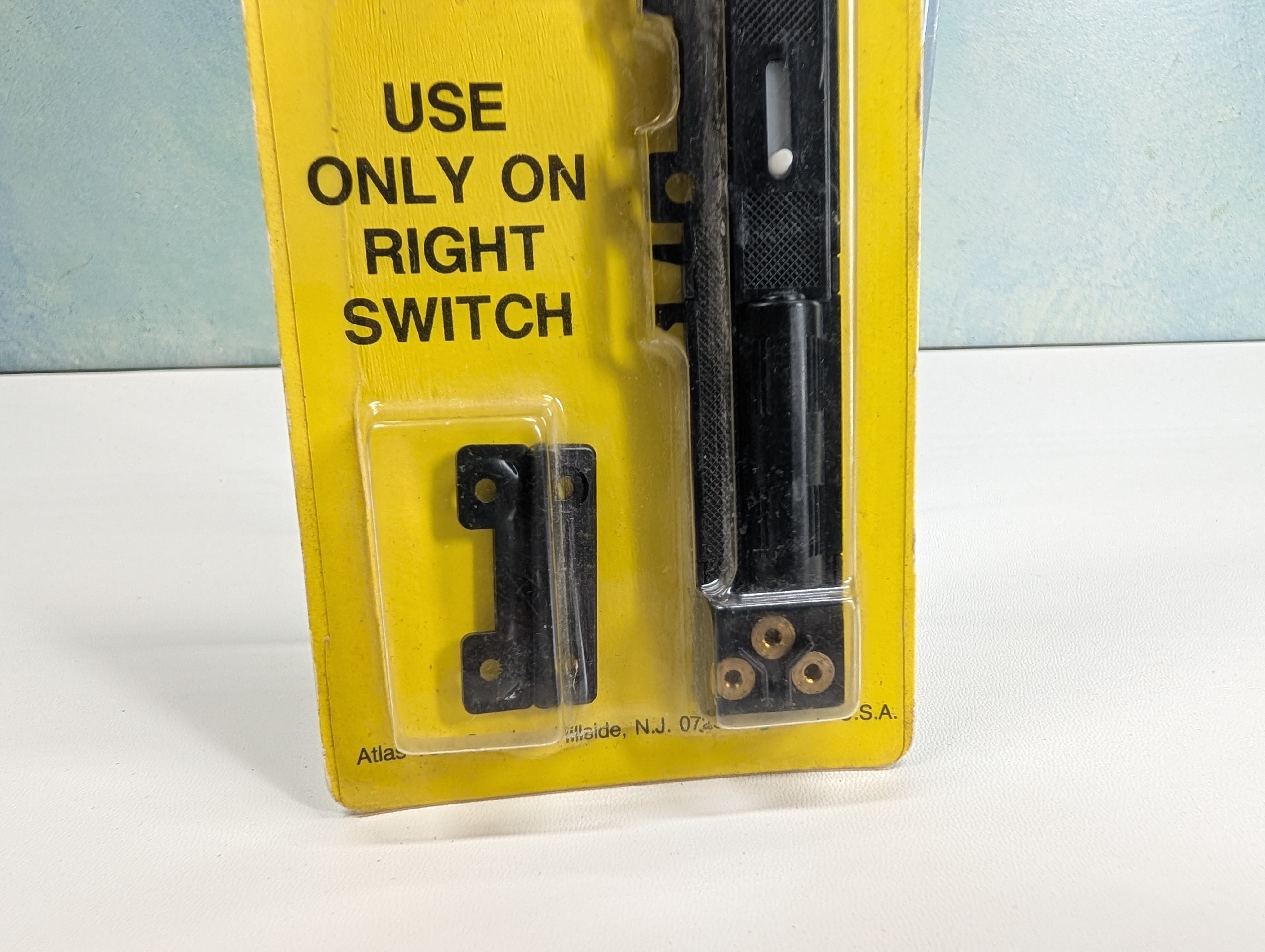 Atlas 53 HO Scale RH Remote Switch Machine