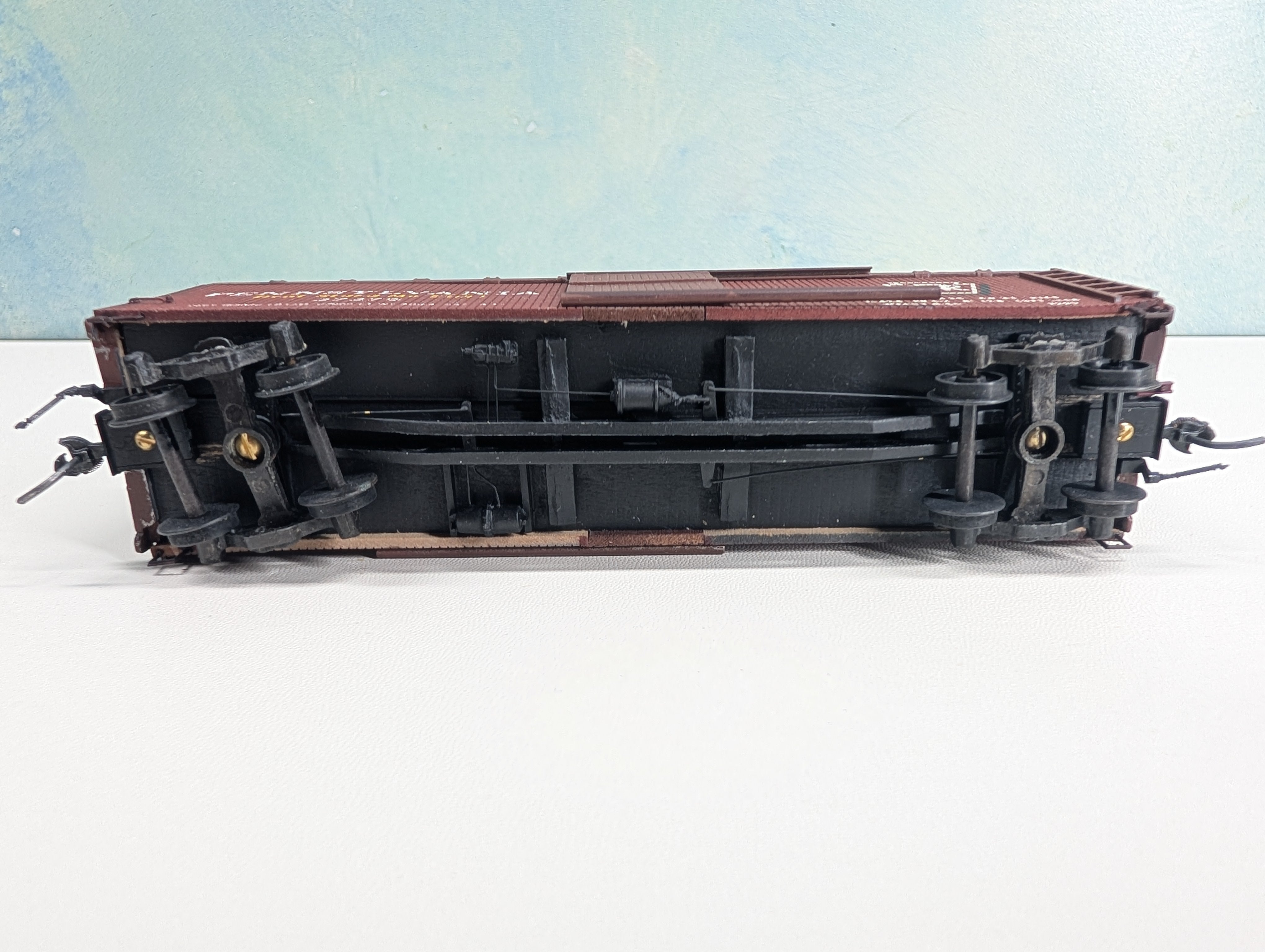 USED HO Scale Wood Built Box Car Pennsylvania PRR #27275 Metal Wheels