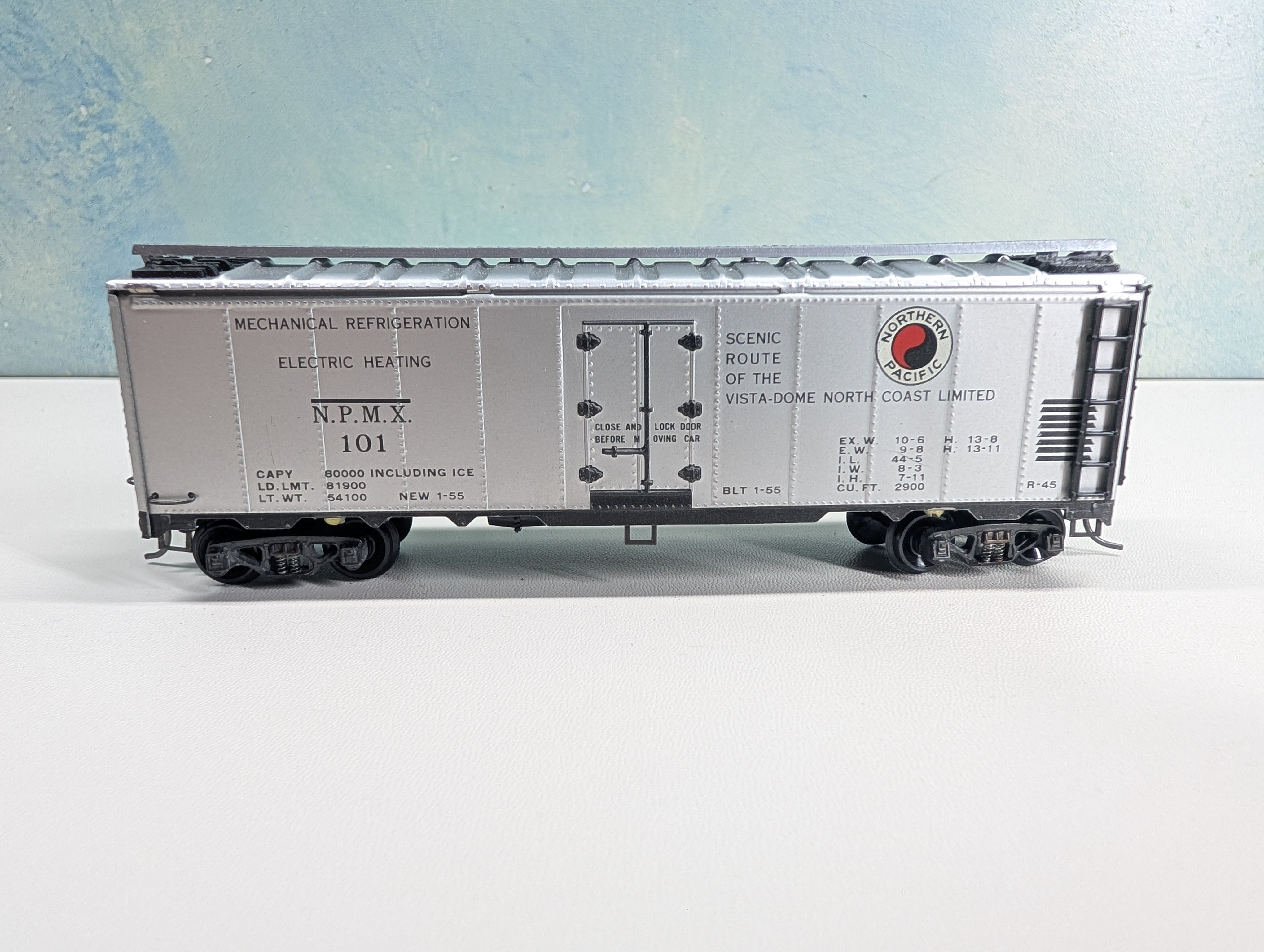 USED Varney HO Scale 40' Box Car Northern Pacific NP #101