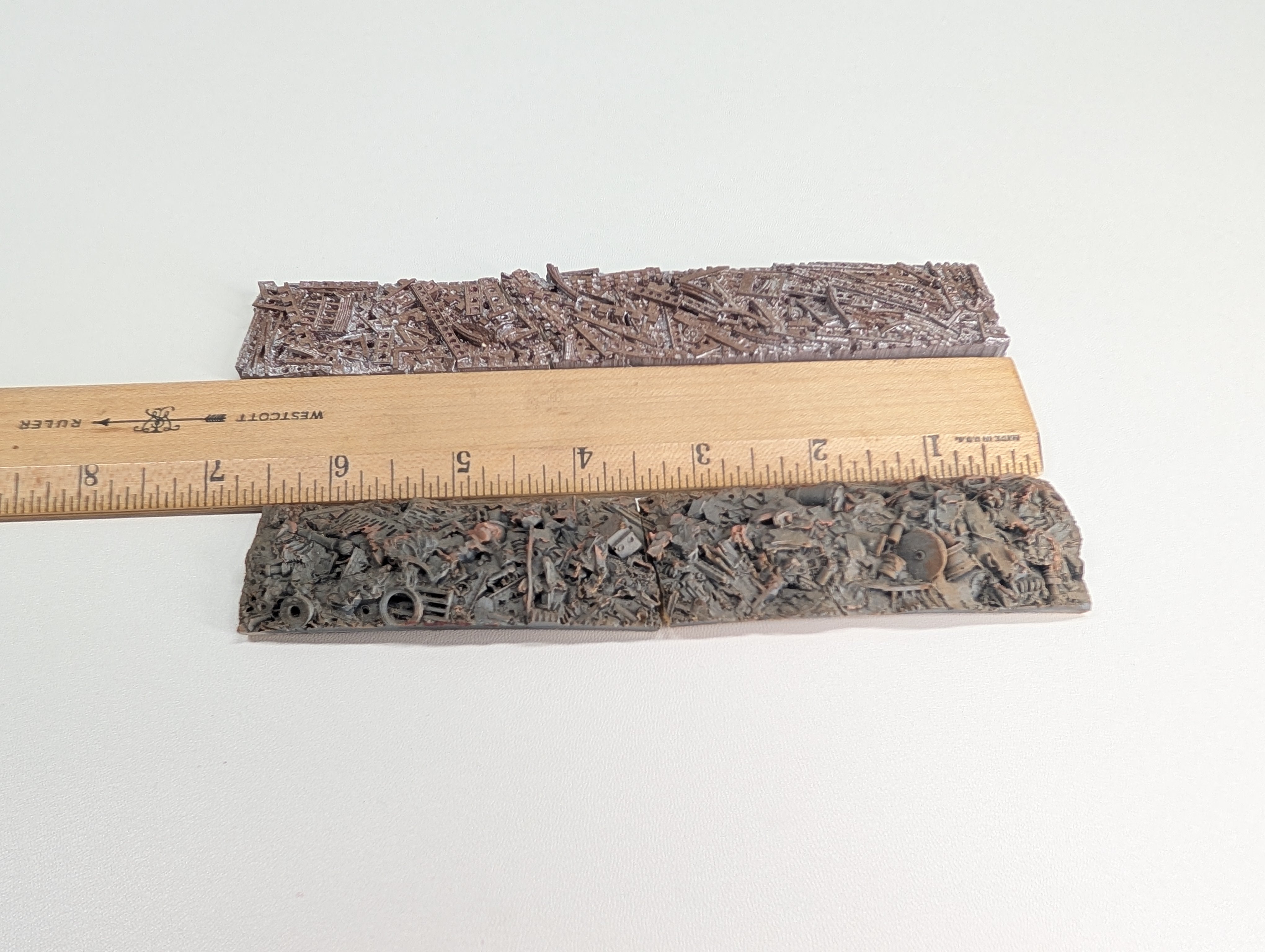 USED HO Scale Scrap Loads (Broken) (2 pcs)