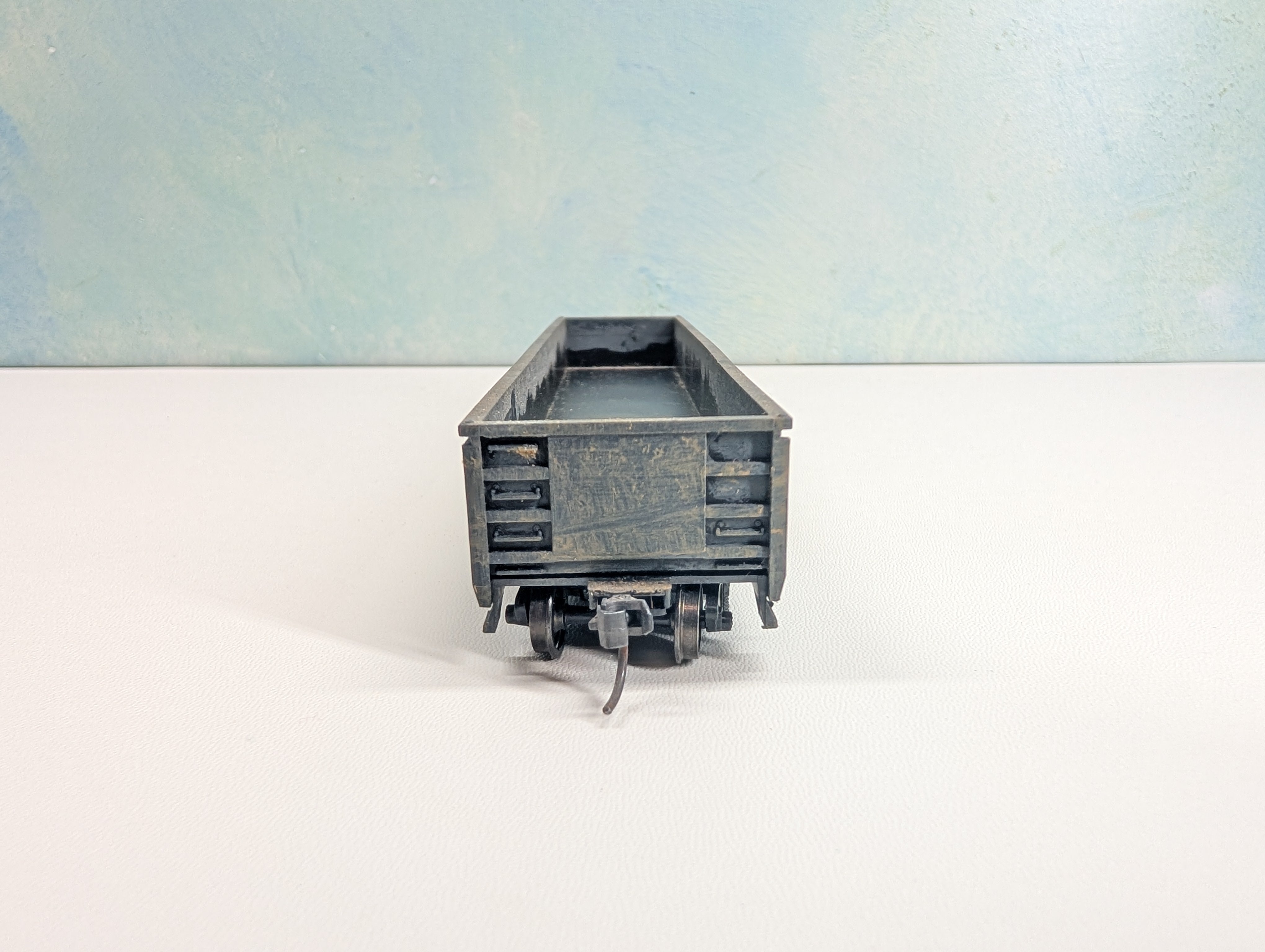 USED Roundhouse HO Scale Weathered 52' Gondola Elgin Joliet & Eastern EJ&E #87234 Metal Wheels