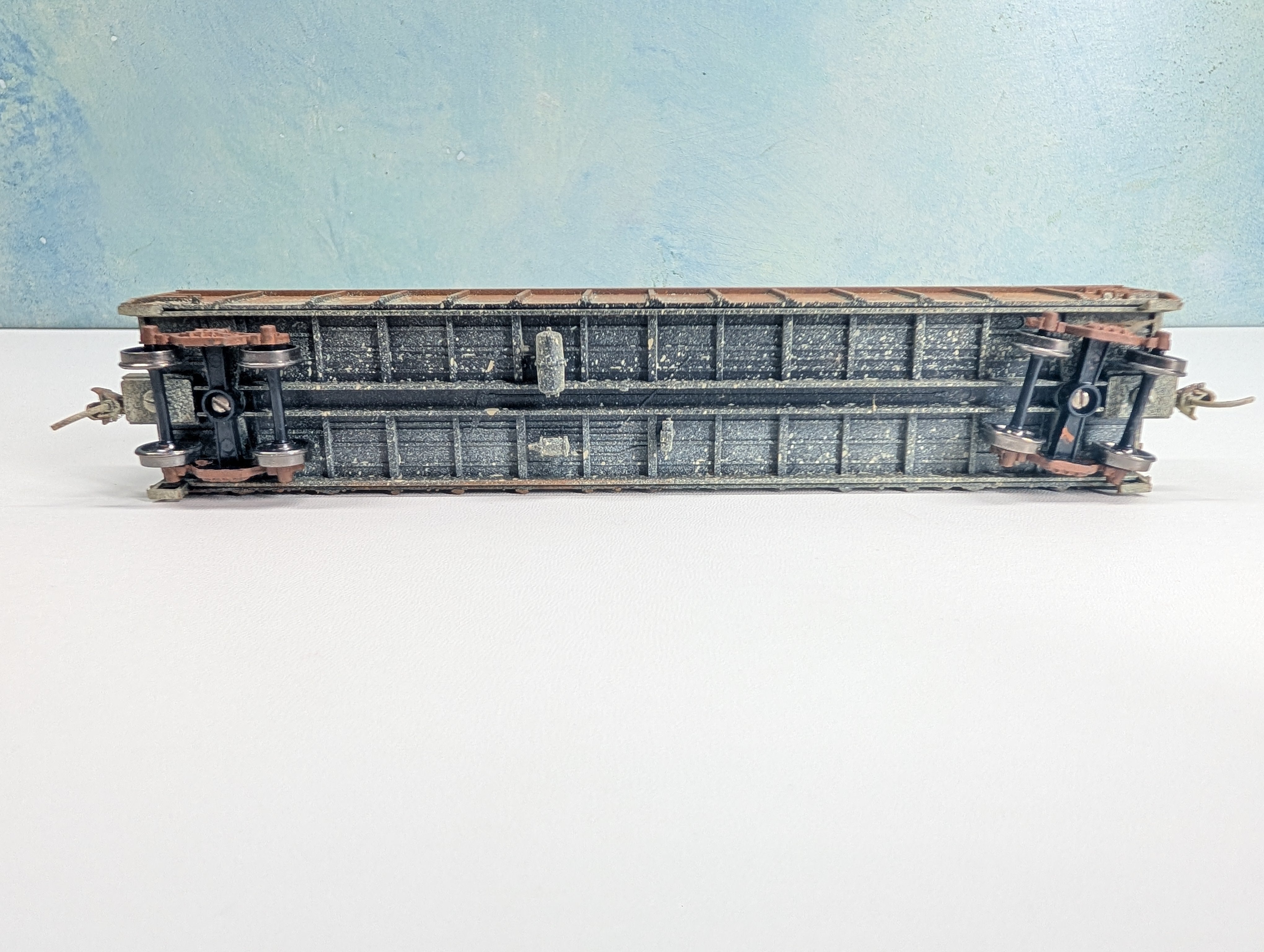 USED Roundhouse HO Scale Weathered 52' Gondola Providence Northern PN #20102 Metal Wheels