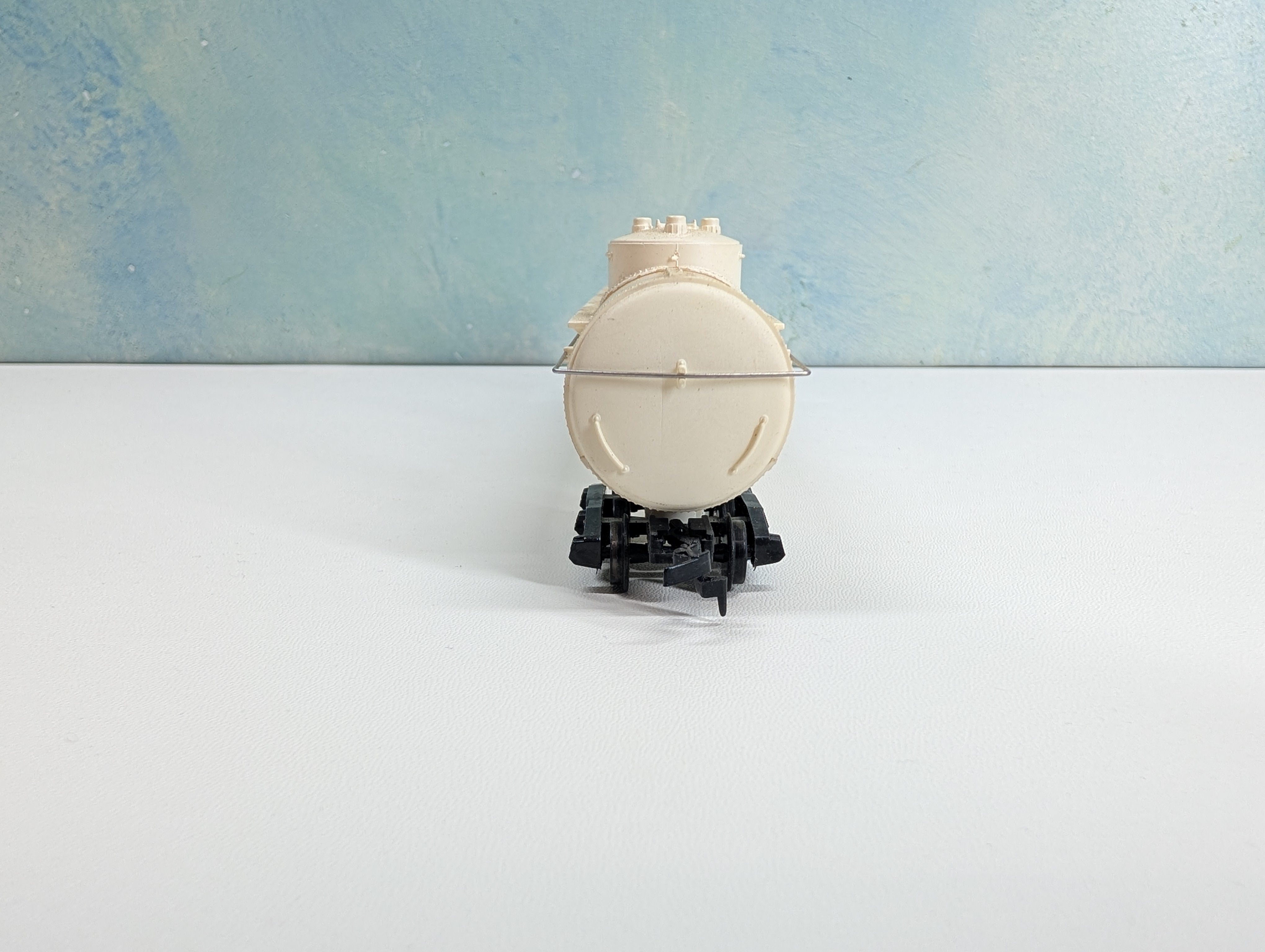 USED Tyco HO Scale 62' Triple Dome Tank Car Shell UTLX #99939