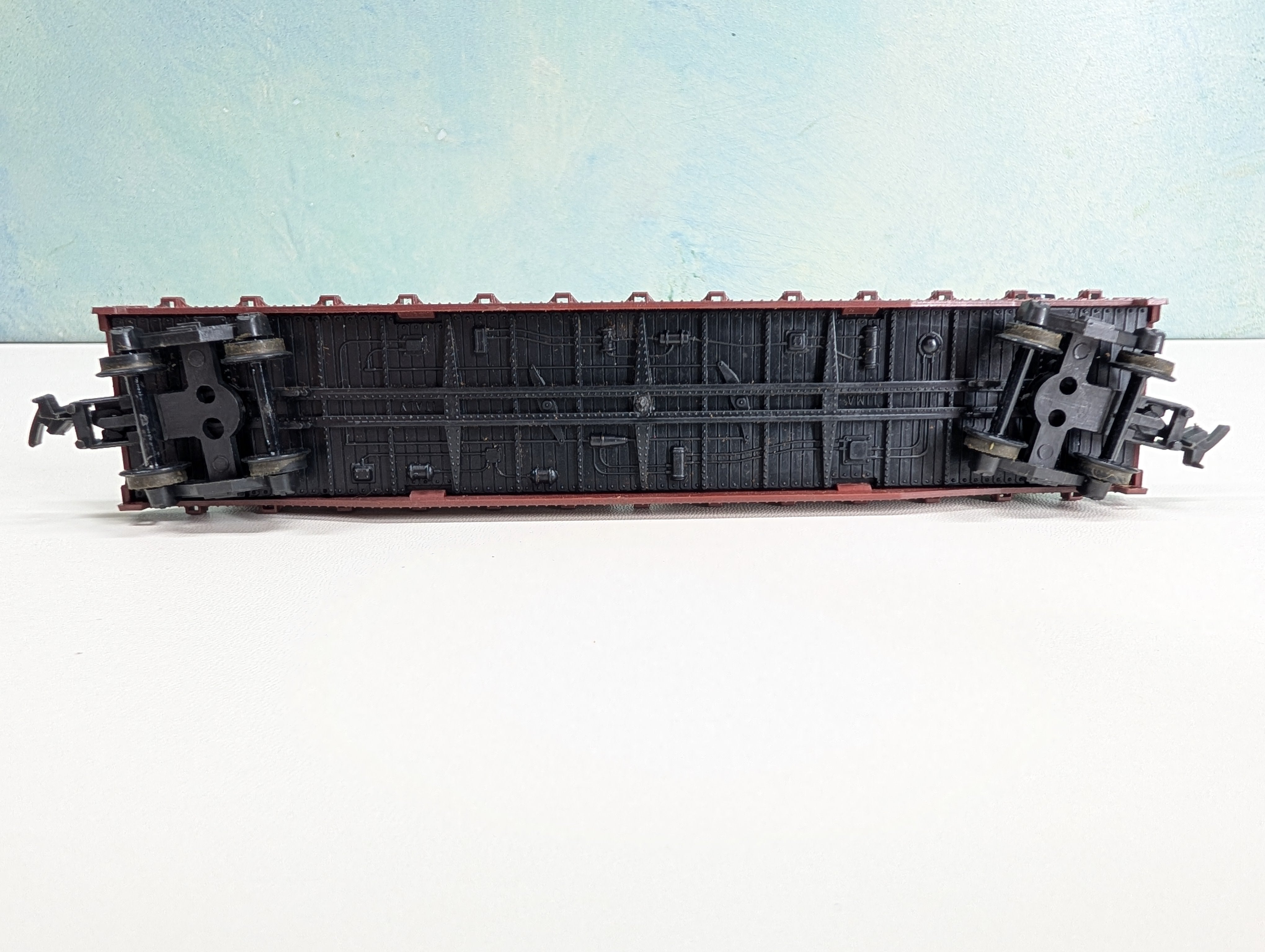 USED PMI HO Scale 50' Flat Car w/ Containers Santa Fe ATSF #94138