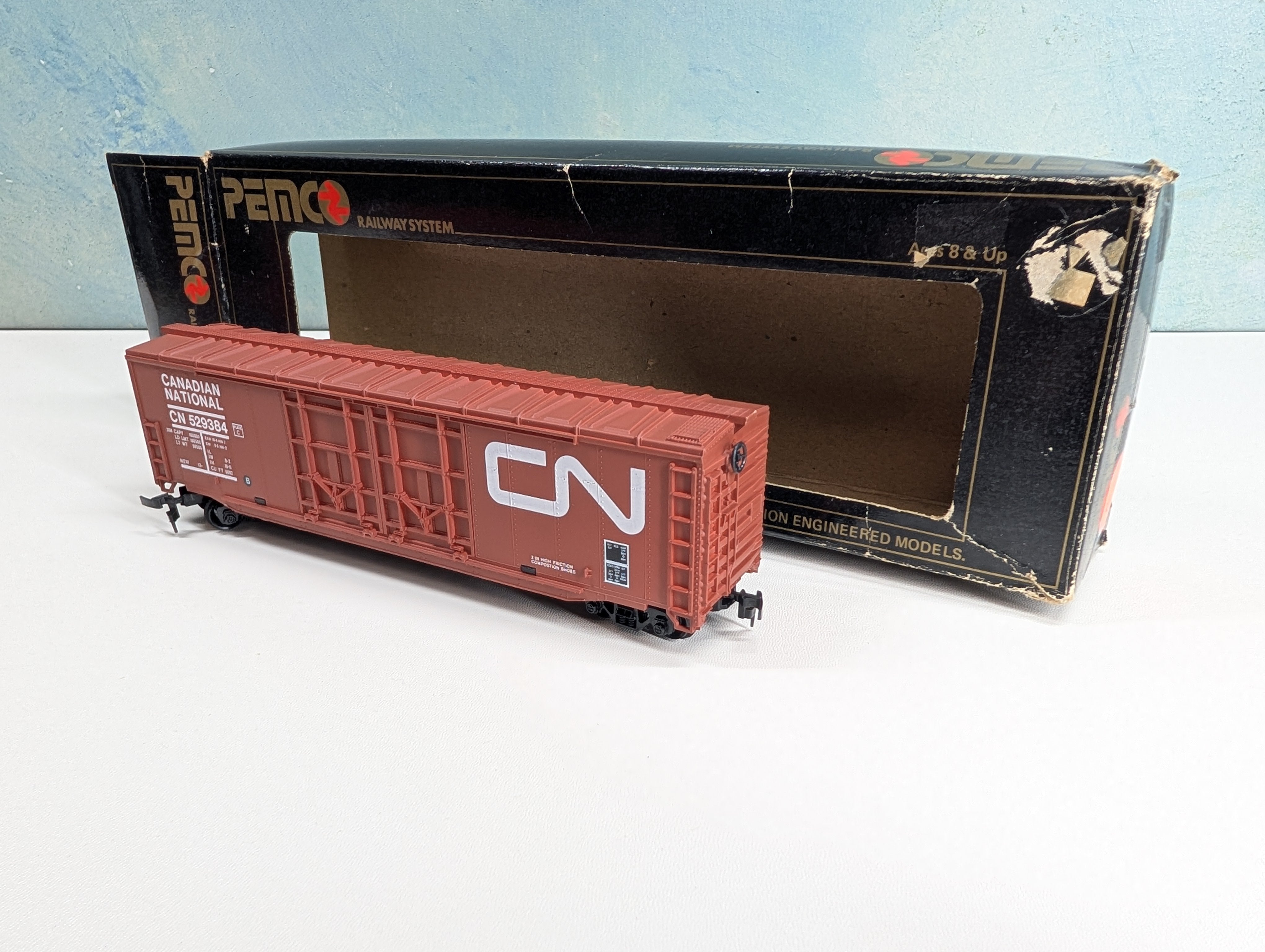 USED PEMCO HO Scale 50' Box Car Canadian National CN #529384