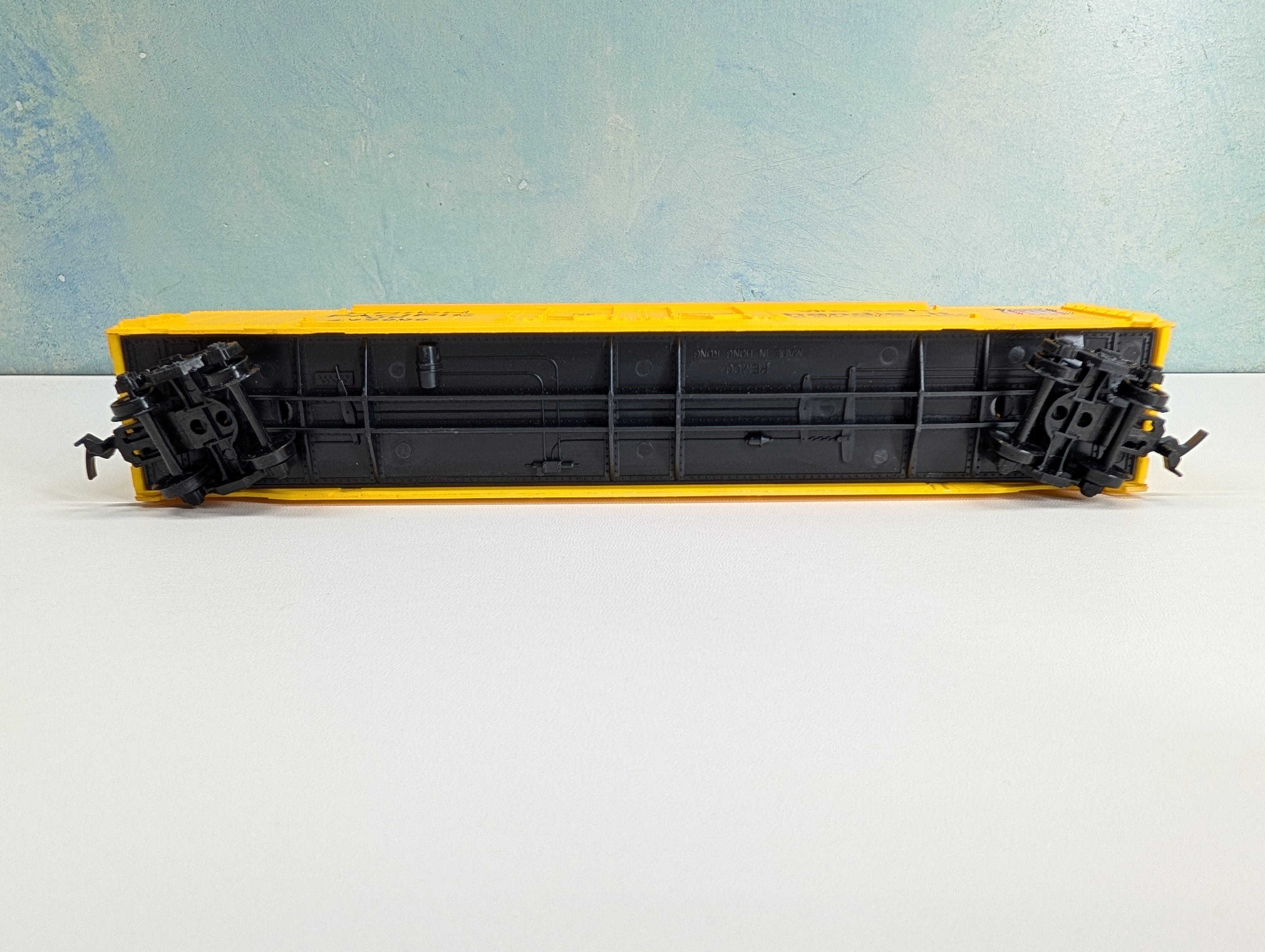 USED PEMCO HO Scale 60' Box Car Union Pacific UP #499000