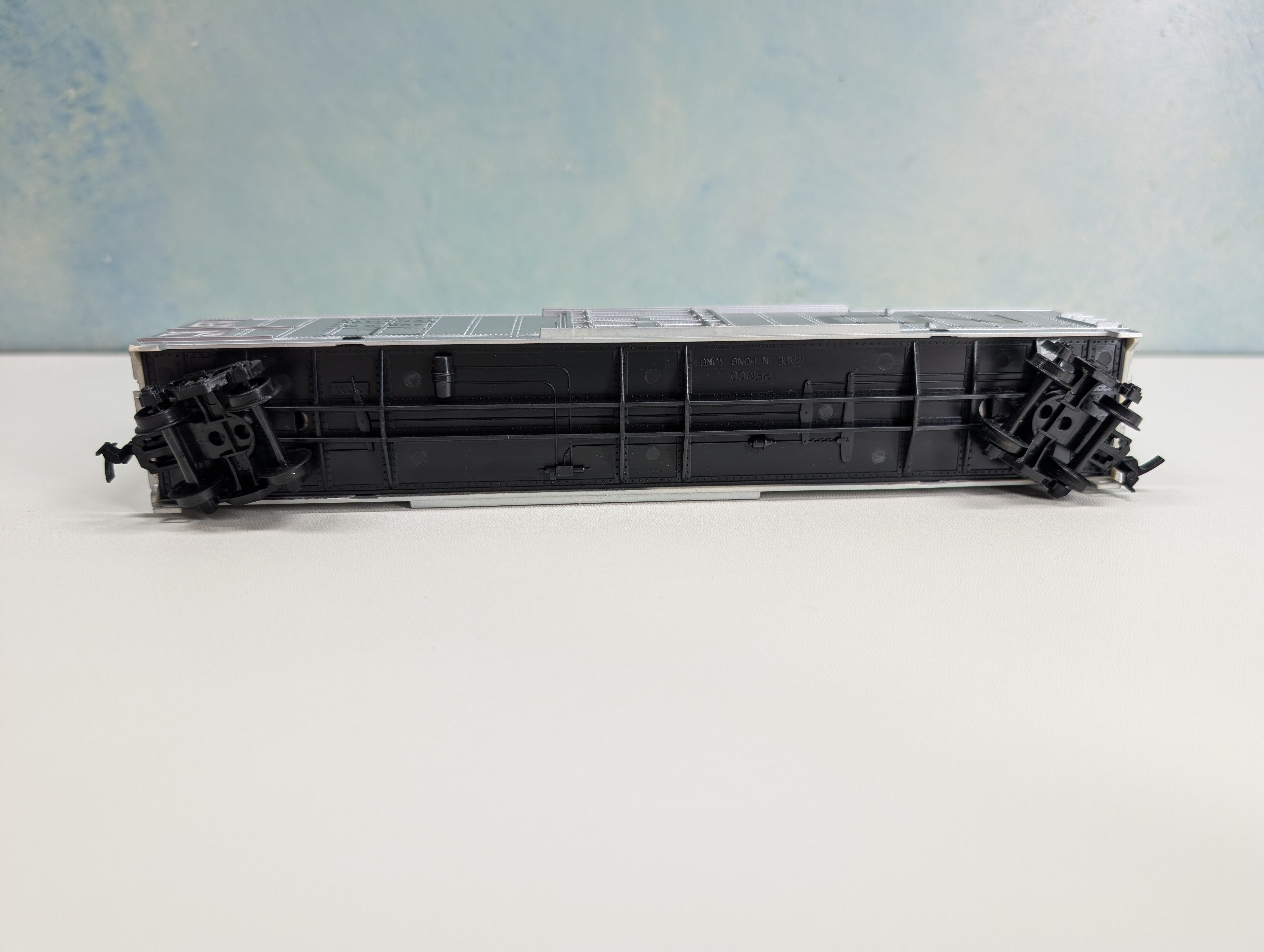 USED PEMCO HO Scale 60' Reefer Box Car Canadian National CN #209871
