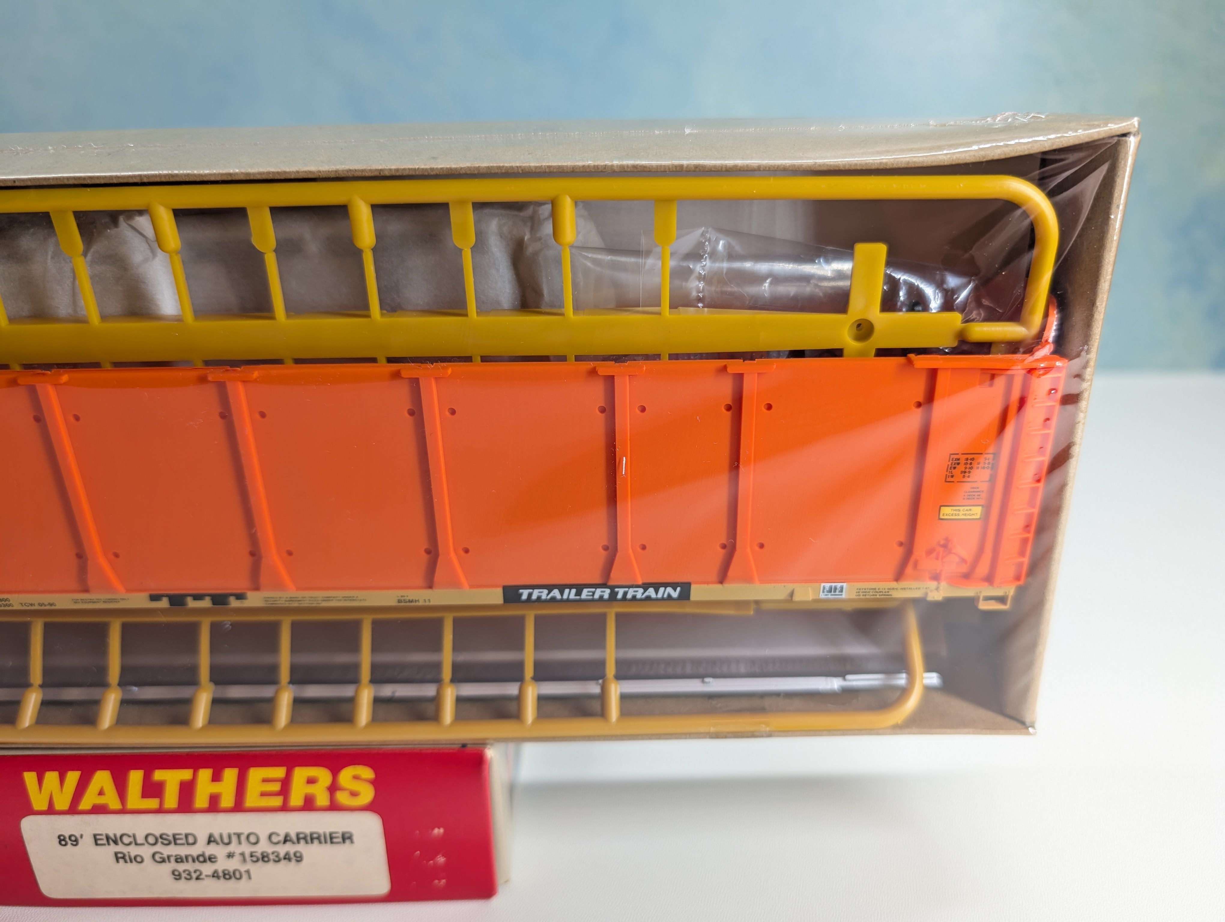 Walthers 932-4801 HO Scale 89' Enclosed Auto Carrier Rio Grande TTGX #158349 Trailer Train, Sealed KIT
