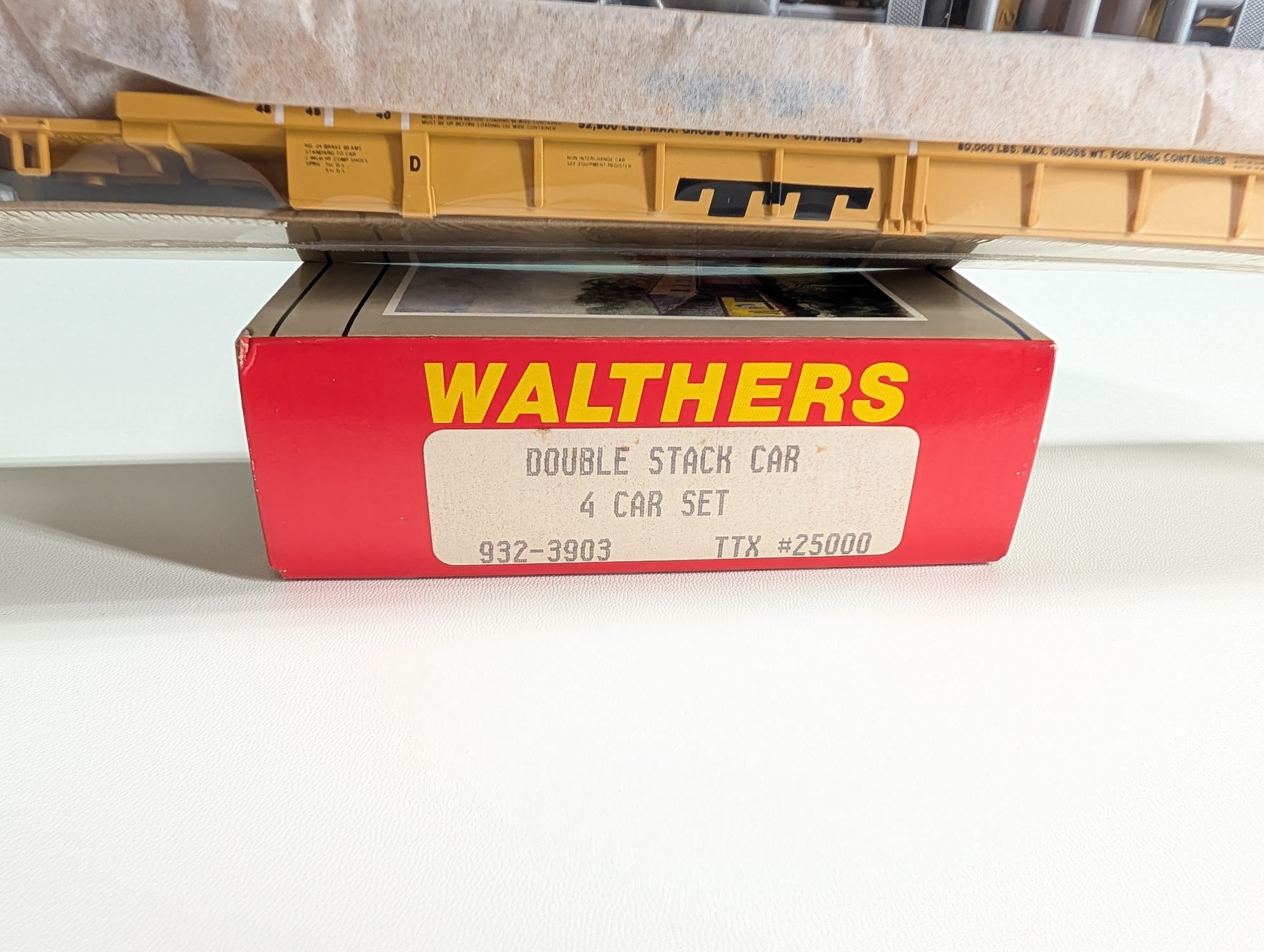 Walthers 932-3903 HO Scale 48' Double Stack Car - 4 Car Set Trailer Train TTX DTTX #25000 Sealed KIT