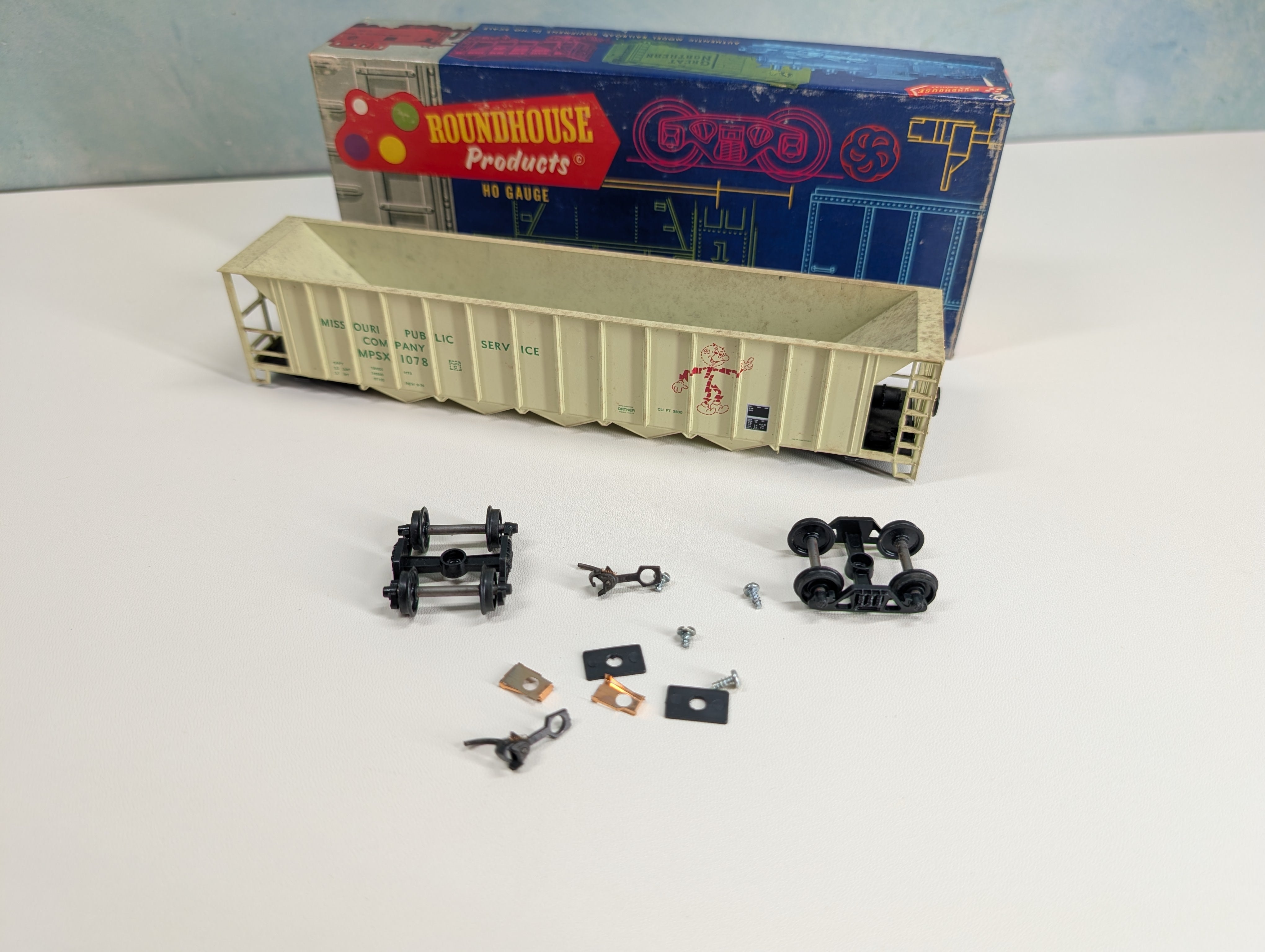 USED Roundhouse 1729 HO Scale 50' 5-Bay Hopper Missouri Public Service MPSX #1078 KIT