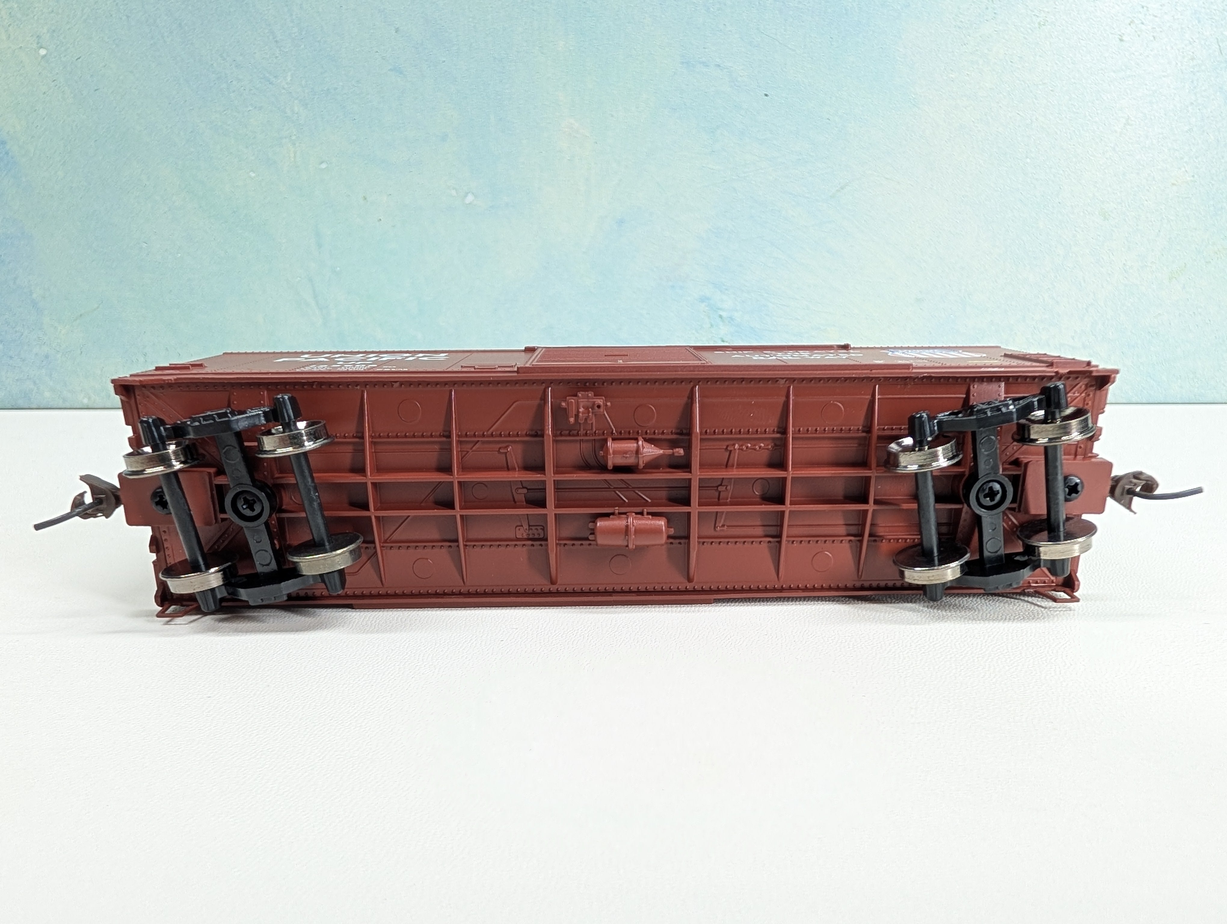USED Athearn 70134 HO Scale 40' Modernized Box Car Union Pacific UP #125906