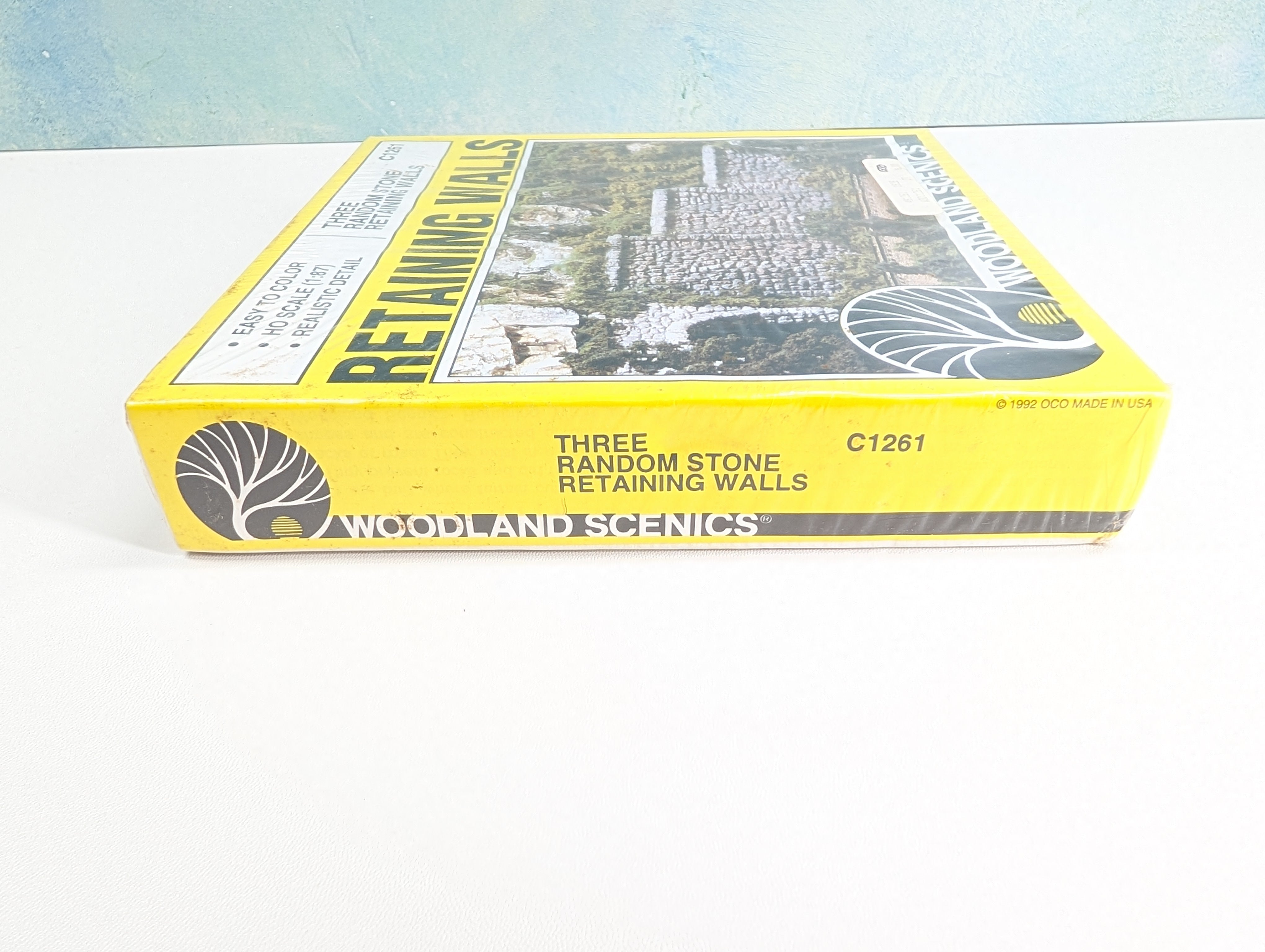 Woodland Scenics C1261 HO Scale Three Random Stone Retaining Walls Sealed