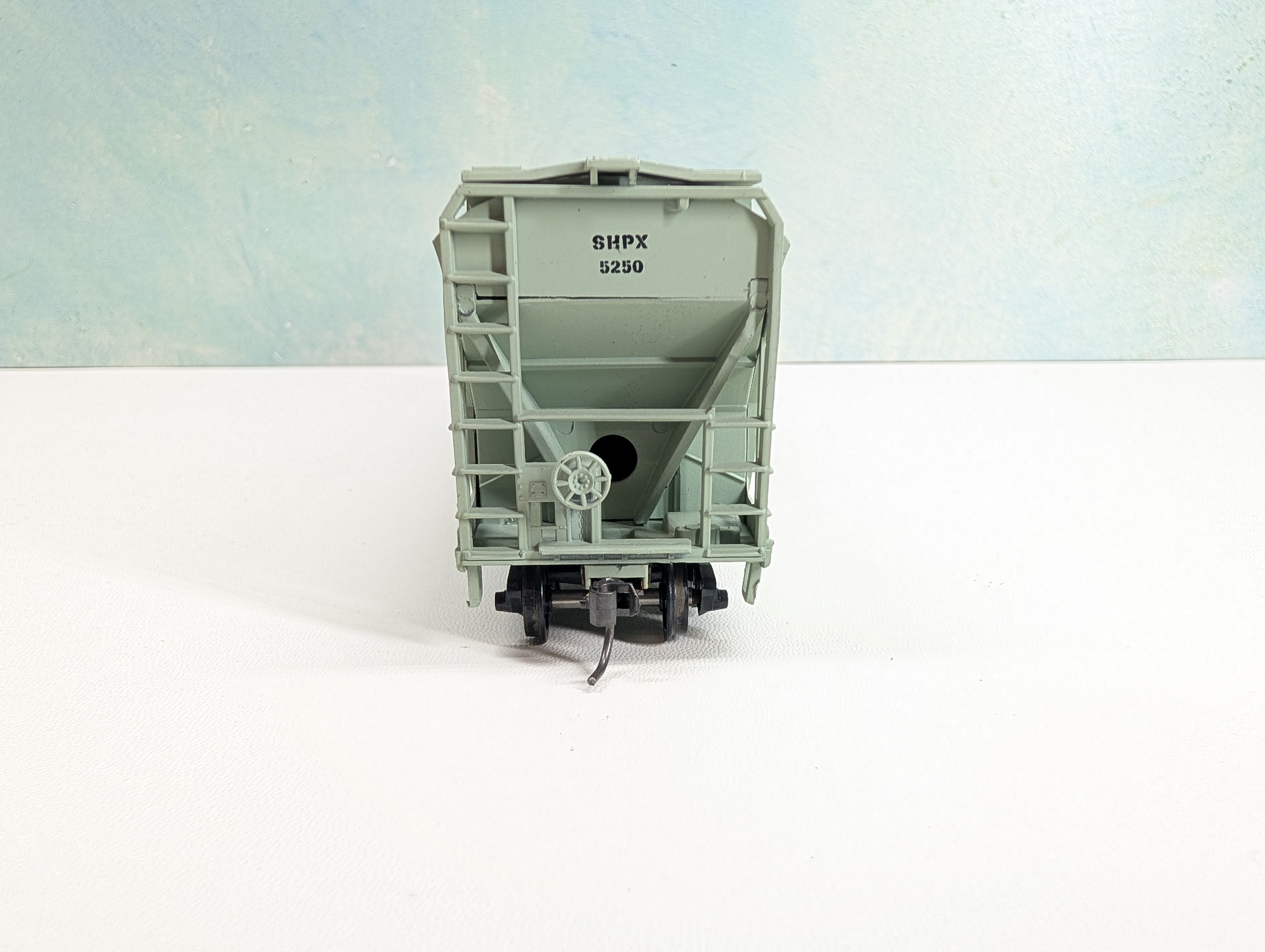 USED Athearn 1913 HO Scale ACF Center Flow Hopper Diamond Plastics SHPX #5250