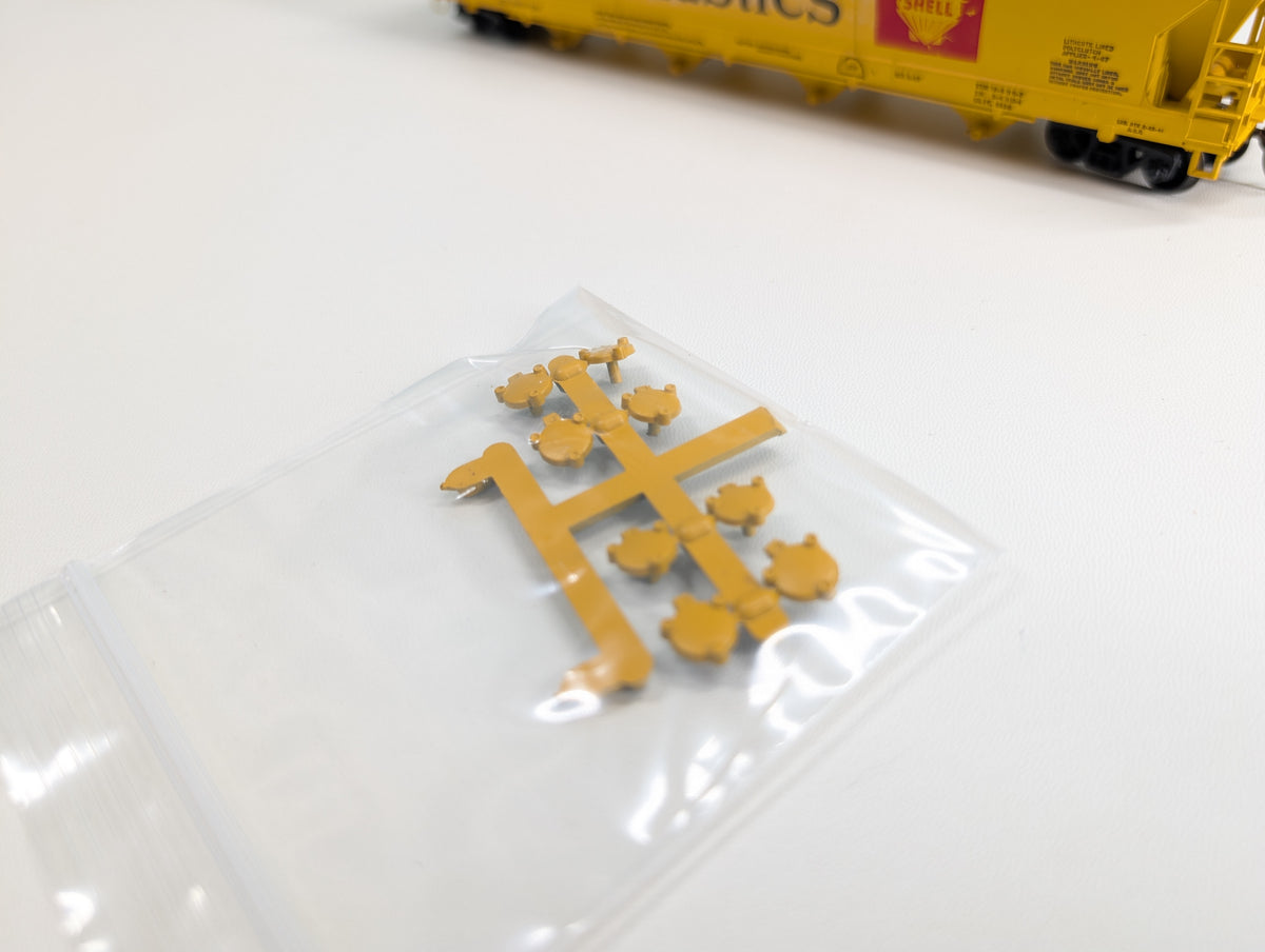 USED Athearn 1910 HO Scale 55' Center Flow Hopper Shell Oil SCPX #5220 Plastics, Metal Wheels