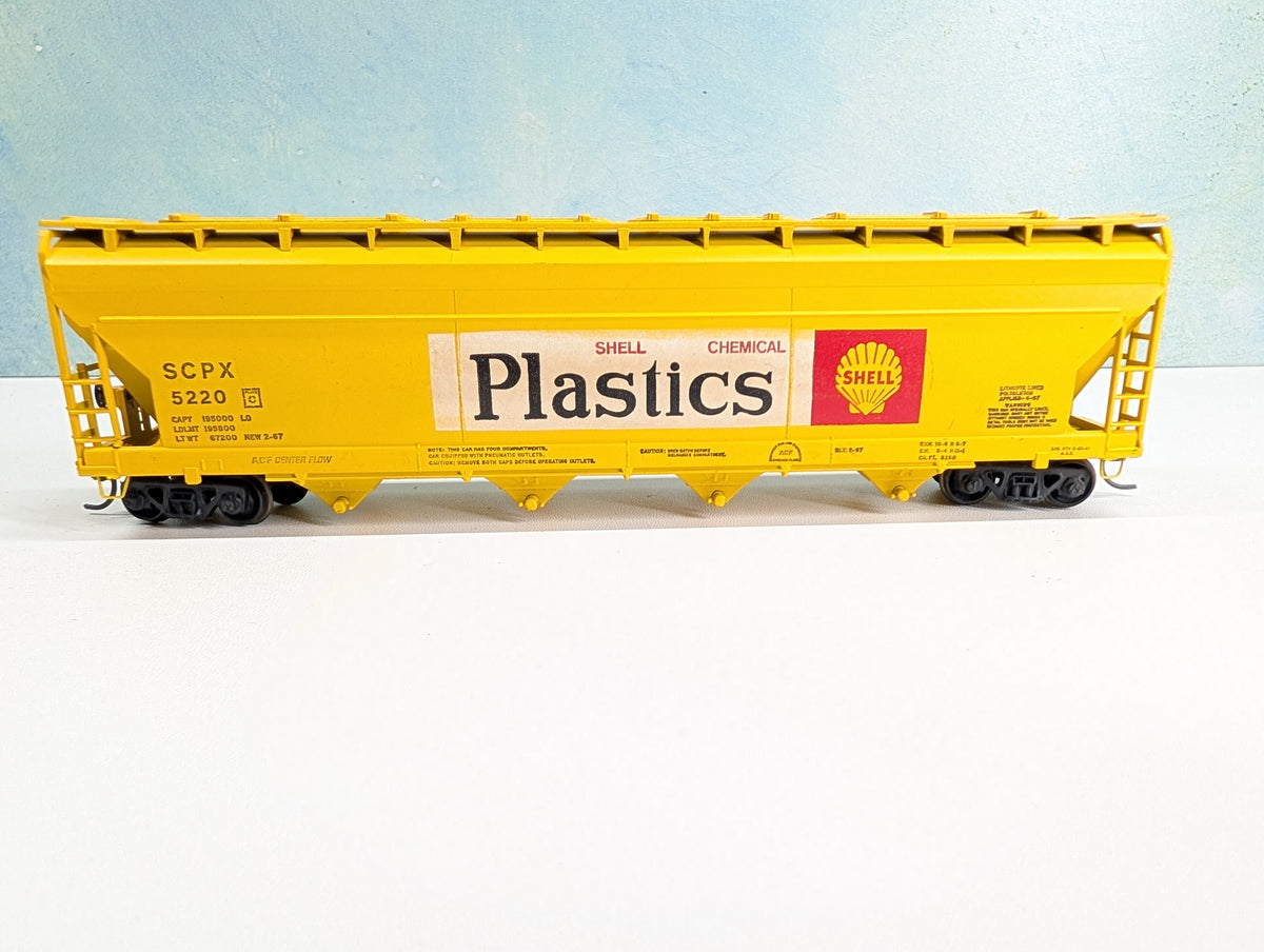 USED Athearn 1910 HO Scale 55' Center Flow Hopper Shell Oil SCPX #5220 Plastics, Metal Wheels