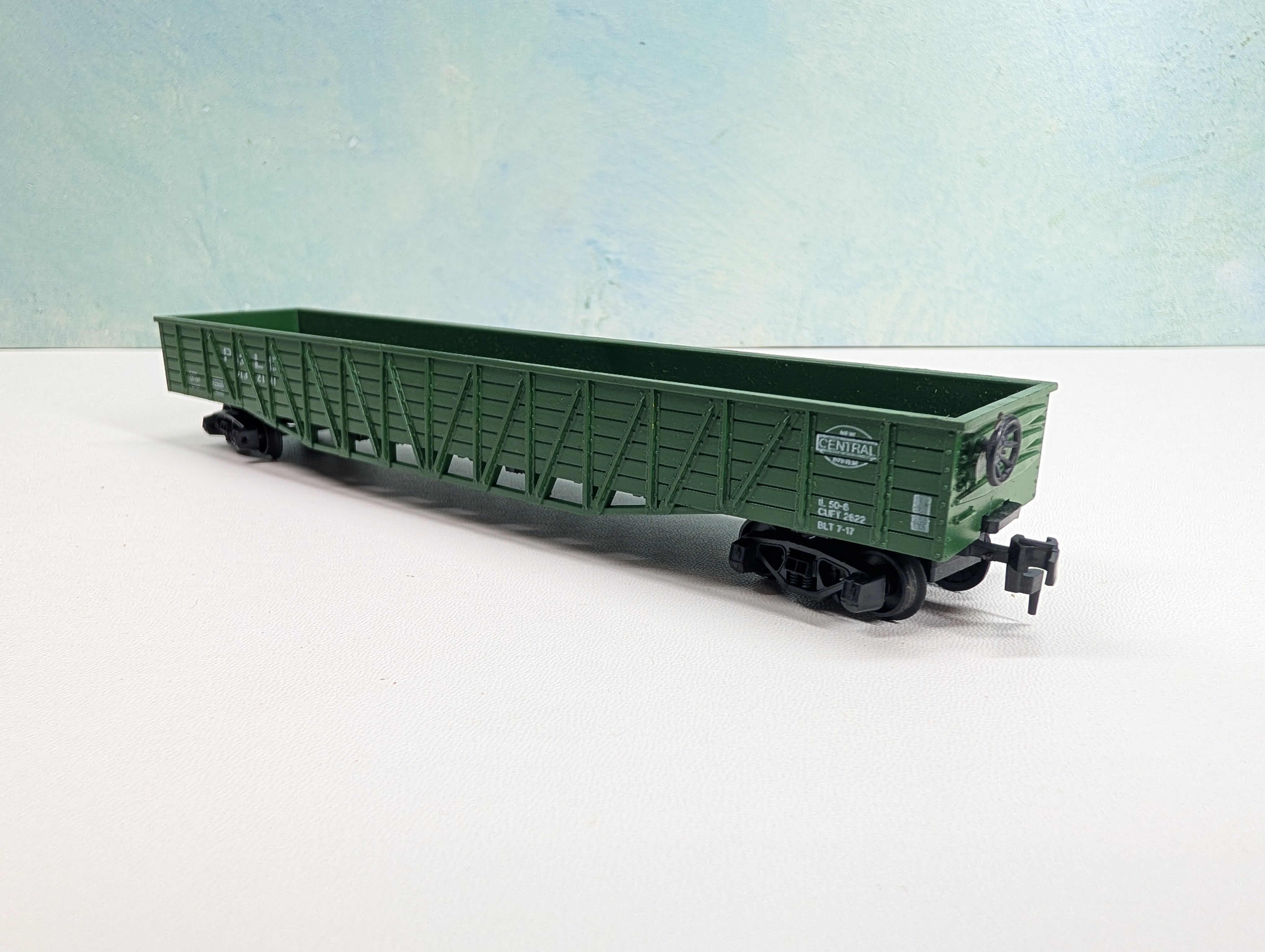 USED AHM HO Scale 50' Wooden OB Gondola Pittsburgh and Lake Erie P&LE