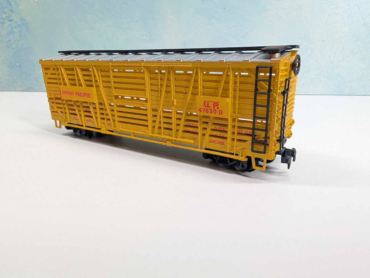 USED AHM HO Scale 40' Livestock Cattle Car Union Pacific UP #476300