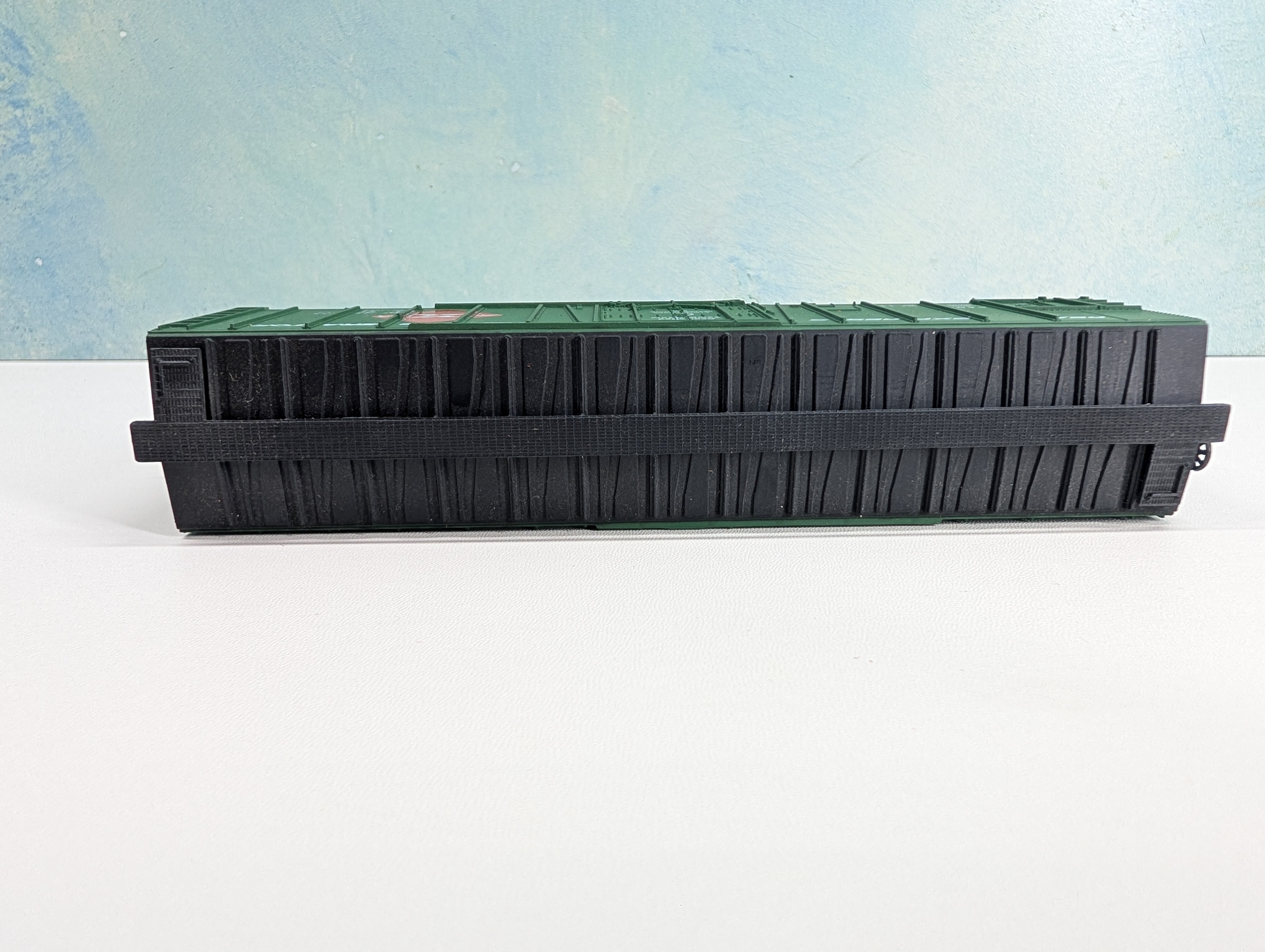 USED HO Scale 51' Mech Reefer Box Car REA #6400