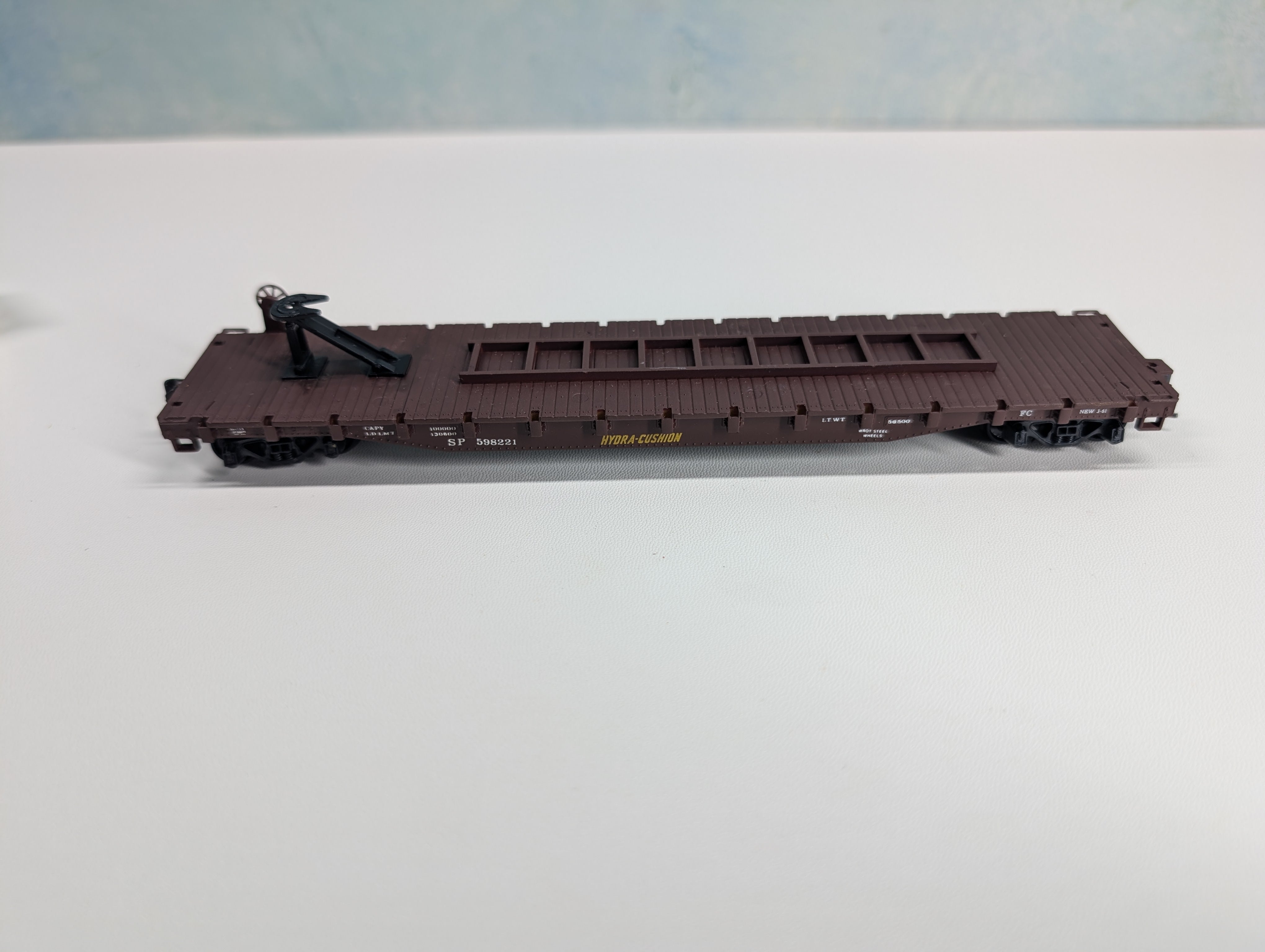USED Con-Cor HO Scale 54' Flat Car w/ Trailer Pacific Fruit Express SP #598221