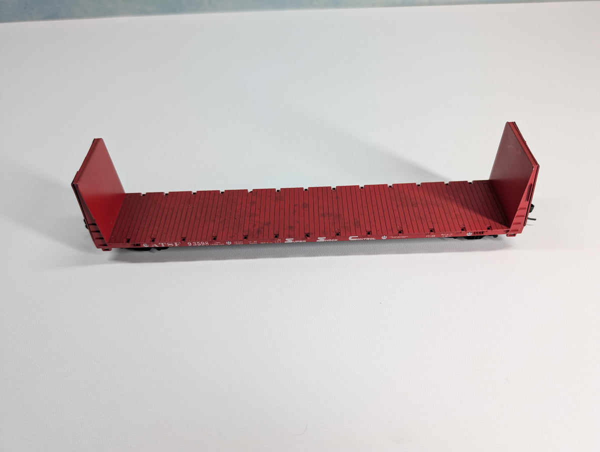 USED Roundhouse 1311 HO Scale 60' Bulkhead Flat Car Santa Fe ATSF #93598