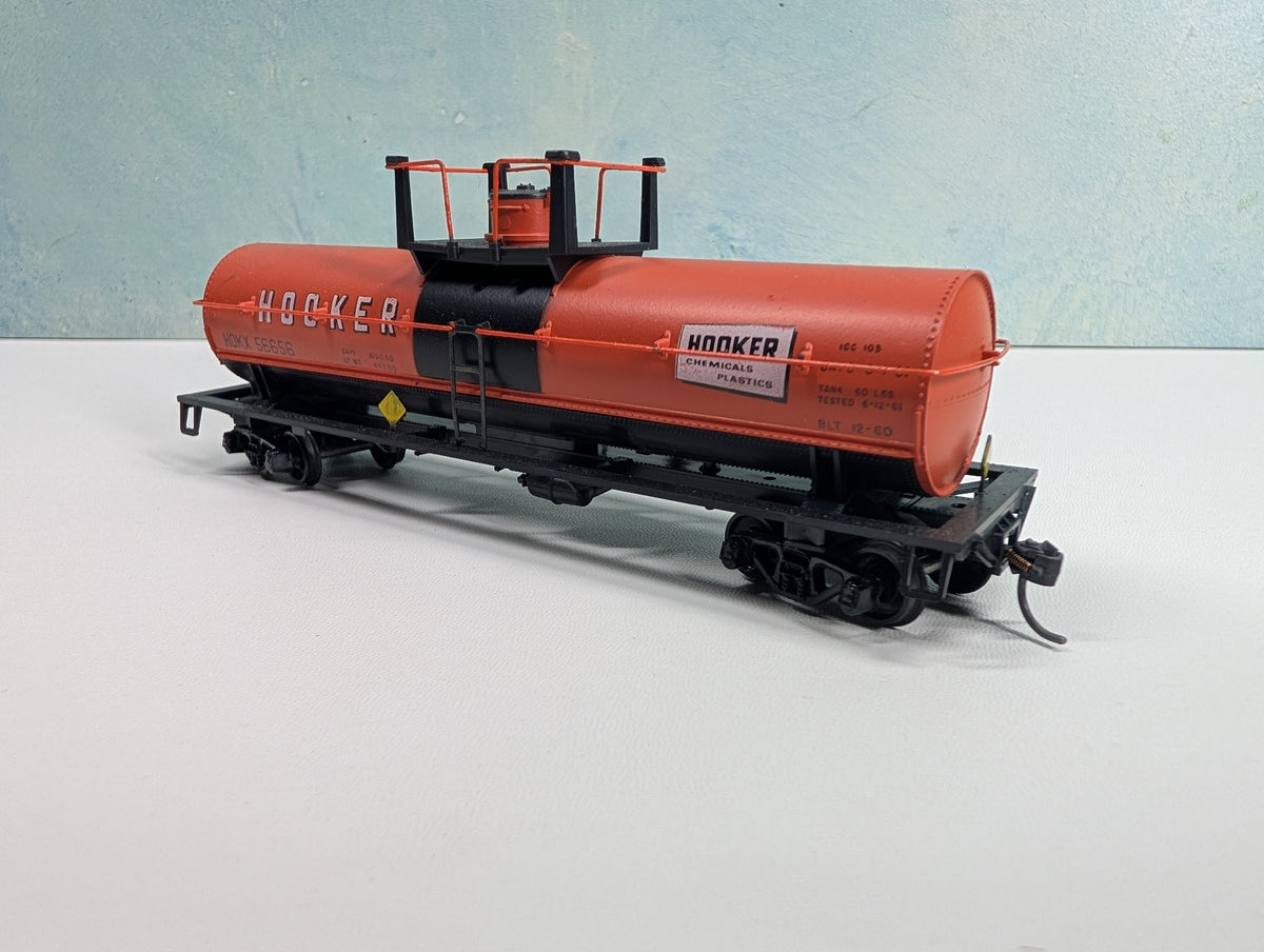 USED Athearn HO Scale Chemical Tank Car Hooker HOKX #56656