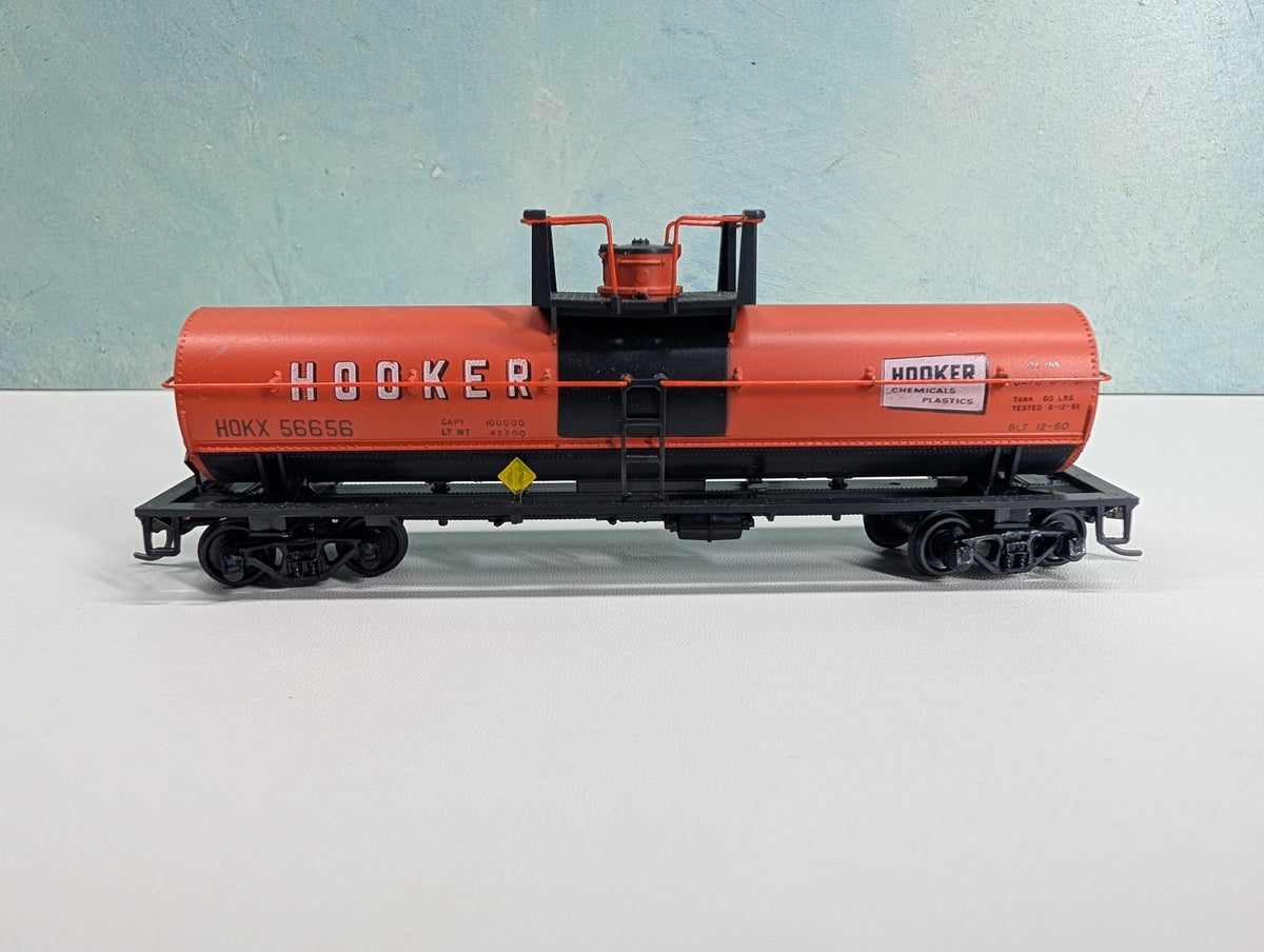 USED Athearn HO Scale Chemical Tank Car Hooker HOKX #56656