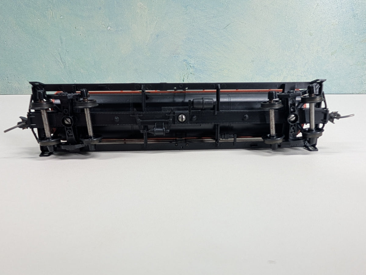 USED Athearn HO Scale Chemical Tank Car Hooker HOKX #56656