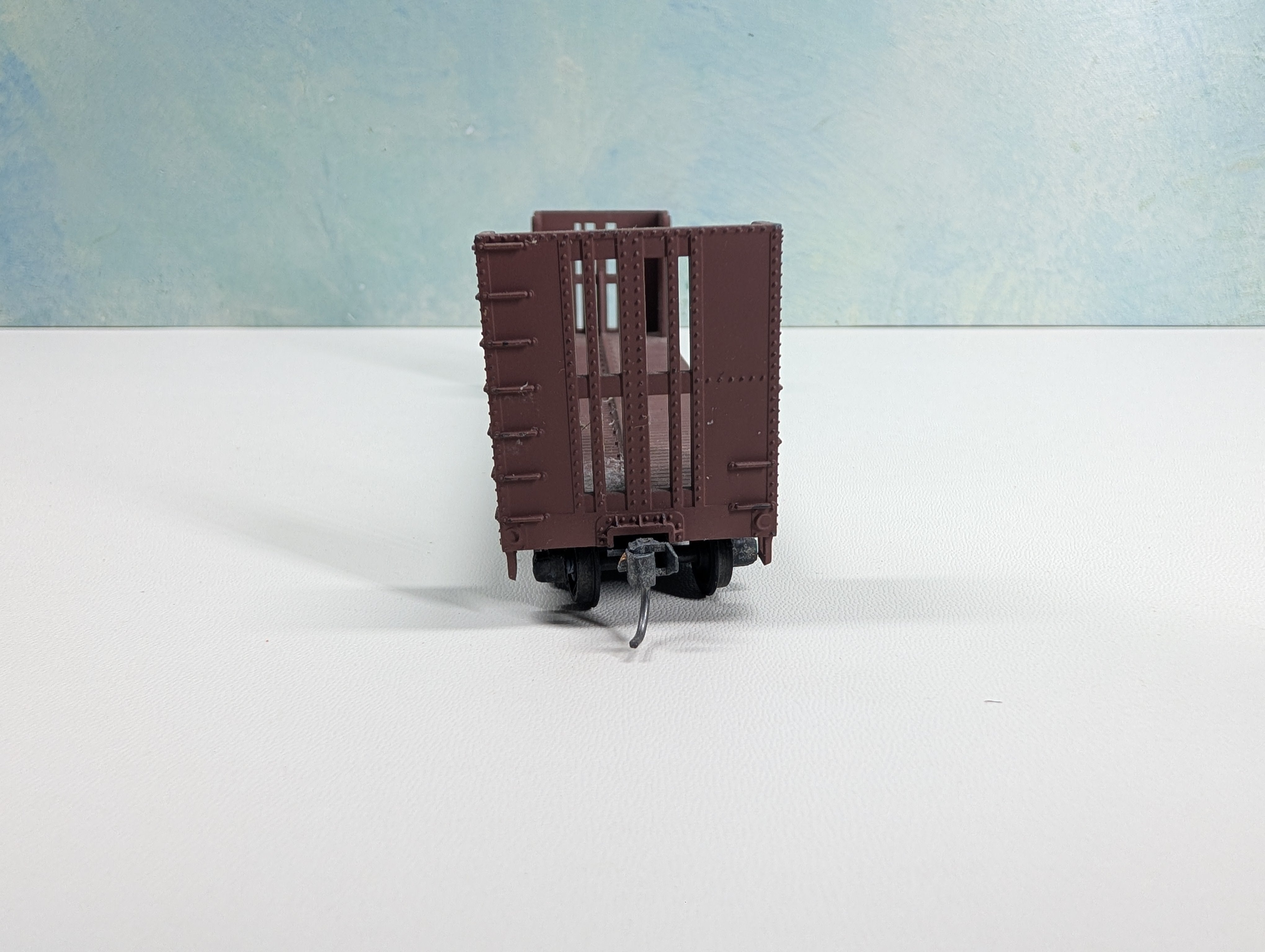 USED Athearn HO Scale 40' Bulkhead Flat Car Southern Pacific SP #23507 Brown