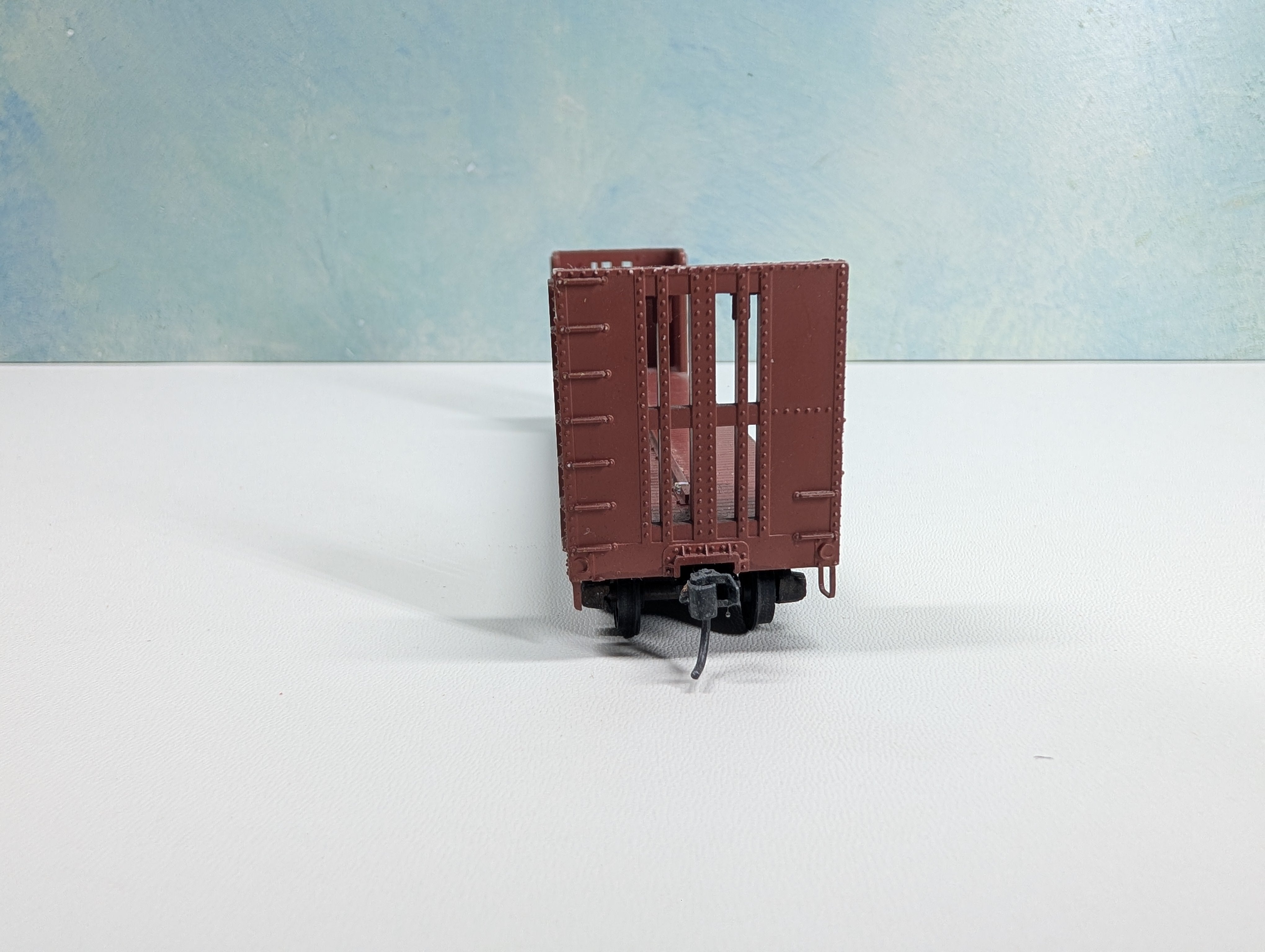 USED Athearn HO Scale 40' Bulkhead Flat Car Southern Pacific SP #23507 Red Brown