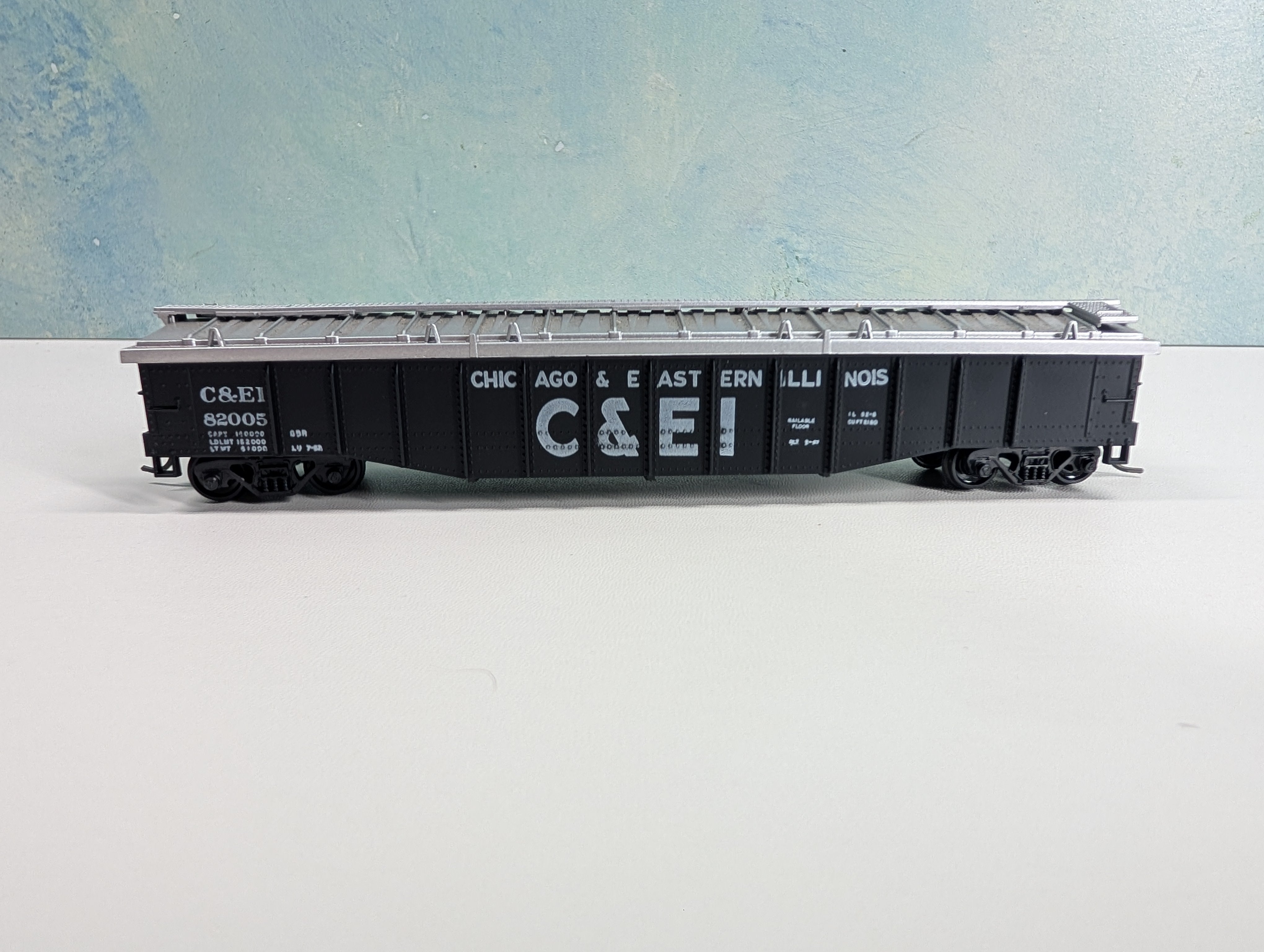 USED Athearn HO Scale 50' Covered Gondola Chicago and Eastern Illinois C&EI #82005