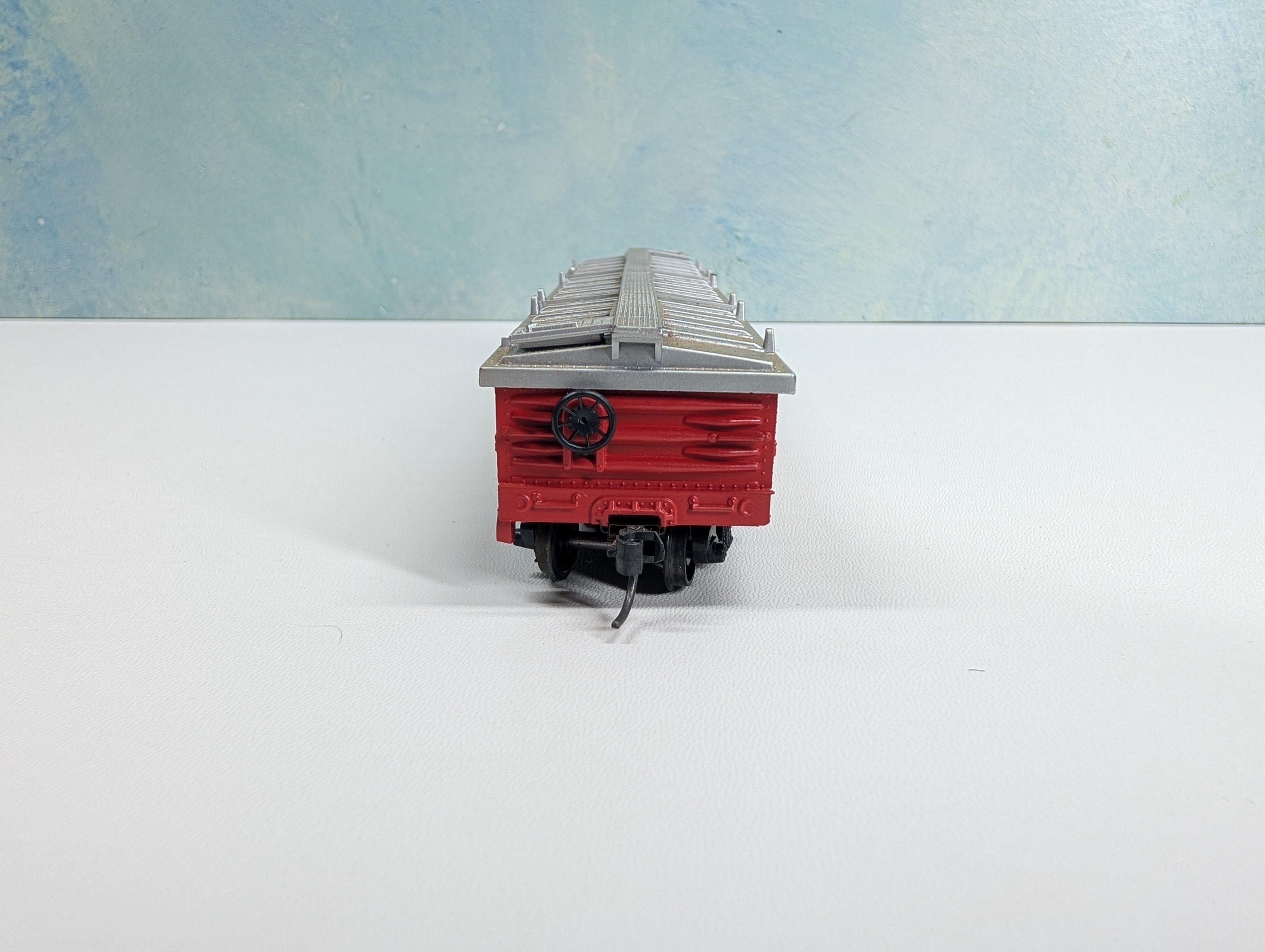 USED Athearn HO Scale 50' Covered Gondola Burlington CB&Q #83116