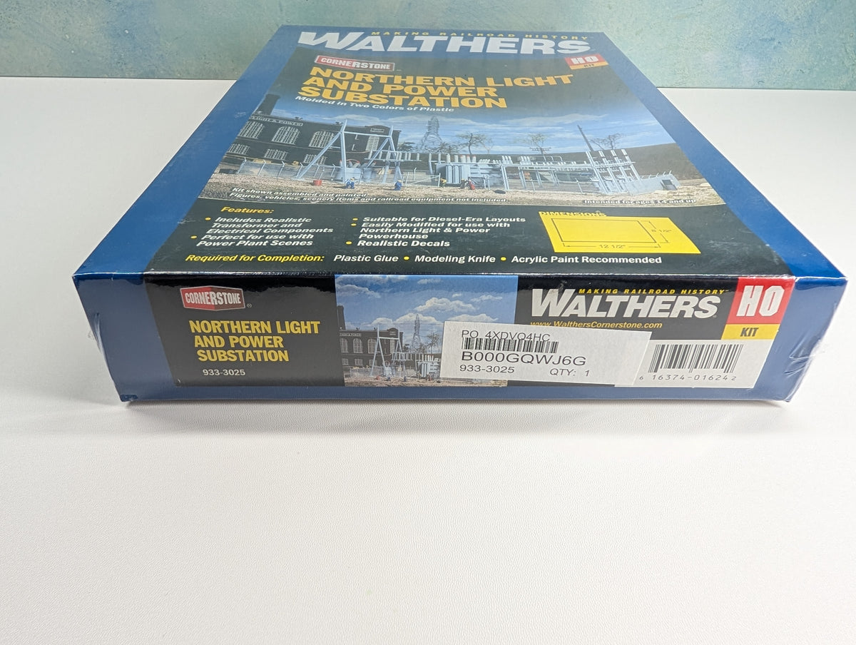 Walthers Cornerstone 933-3025 HO Scale Northern Light and Power Substation Sealed KIT